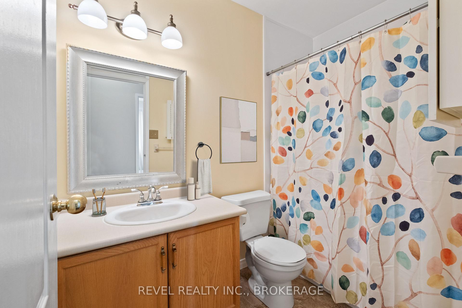 Photo 25 of Unit 402, 649 Davis Drive, Kingston, East Gardiners Rd — HOMEH