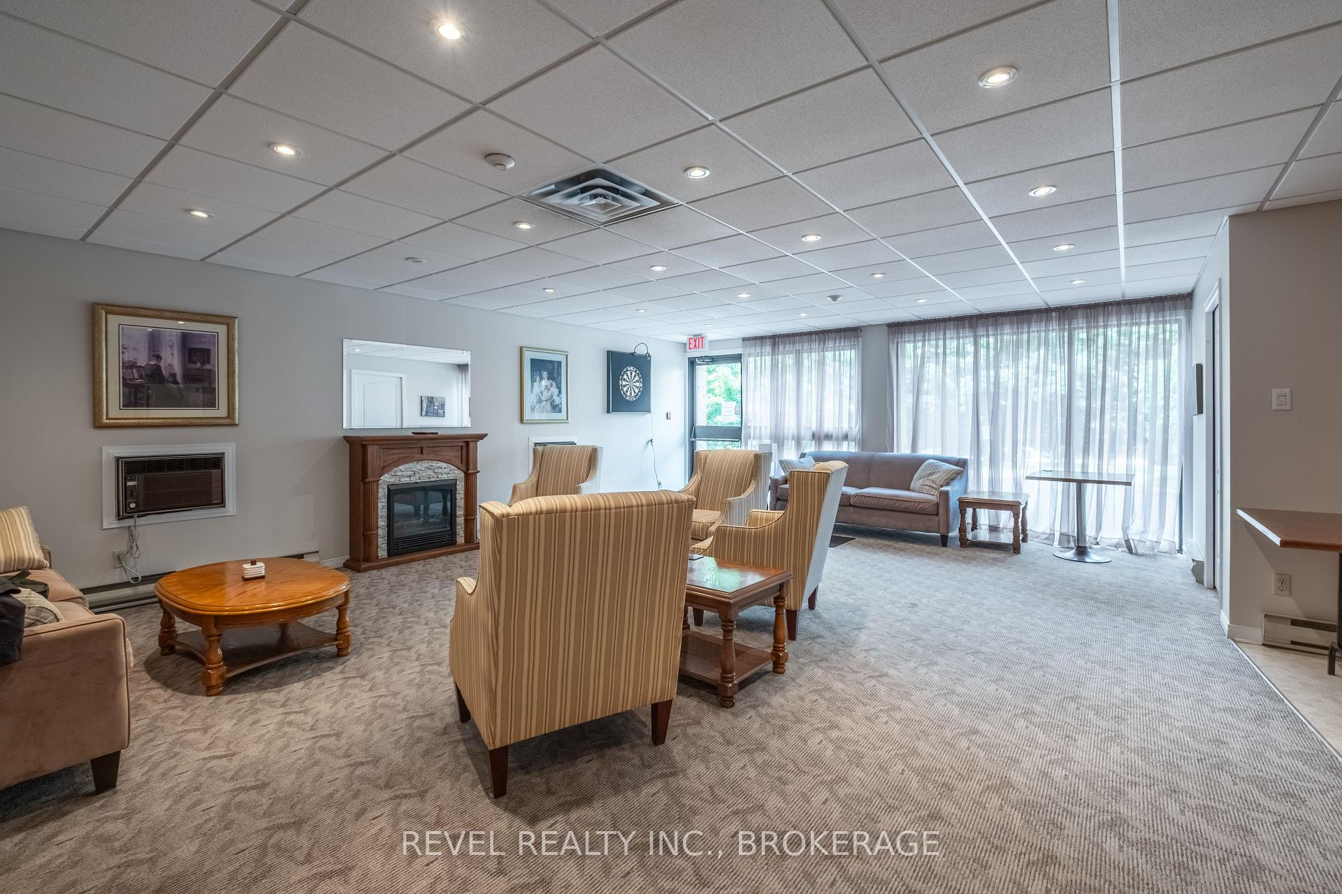 Photo 30 of Unit 402, 649 Davis Drive, Kingston, East Gardiners Rd — HOMEH