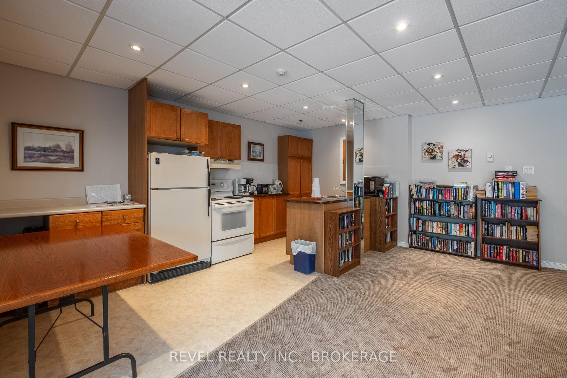 Photo 31 of Unit 402, 649 Davis Drive, Kingston, East Gardiners Rd — HOMEH