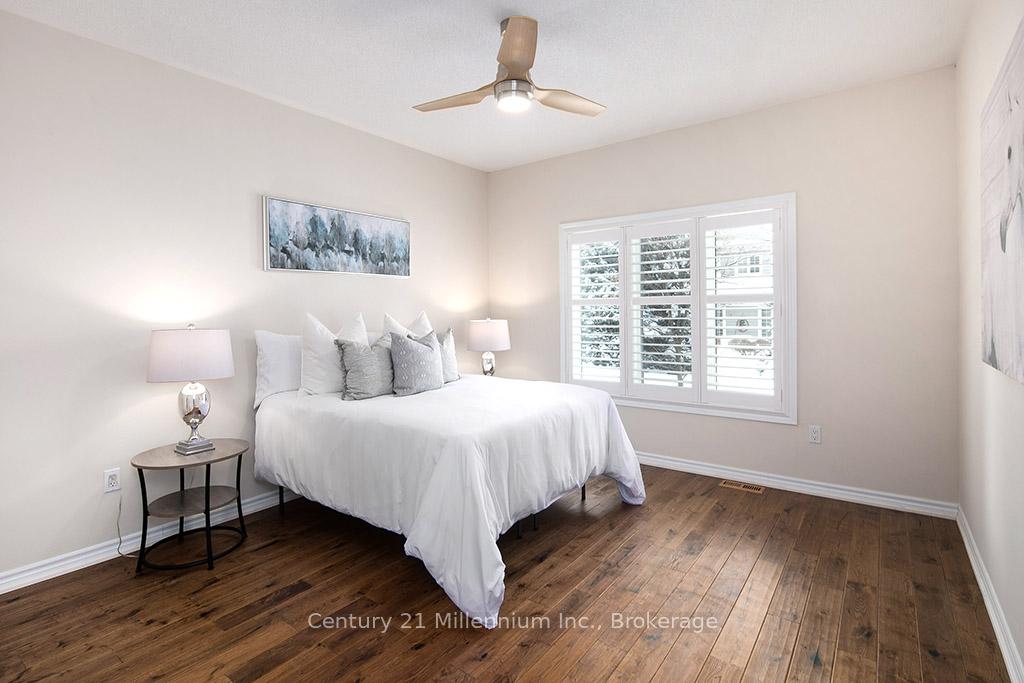 Photo 21 of 20 Surfside Crescent, Collingwood — HOMEH