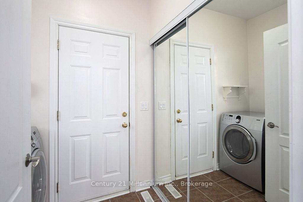 Photo 27 of 20 Surfside Crescent, Collingwood — HOMEH