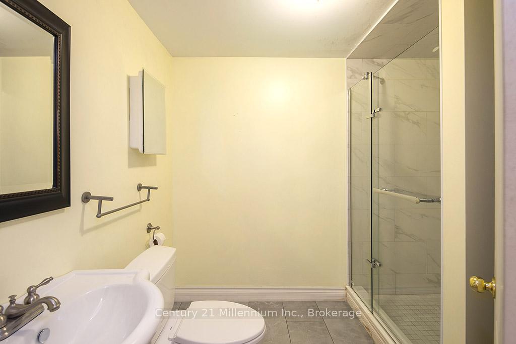 Photo 34 of 20 Surfside Crescent, Collingwood — HOMEH