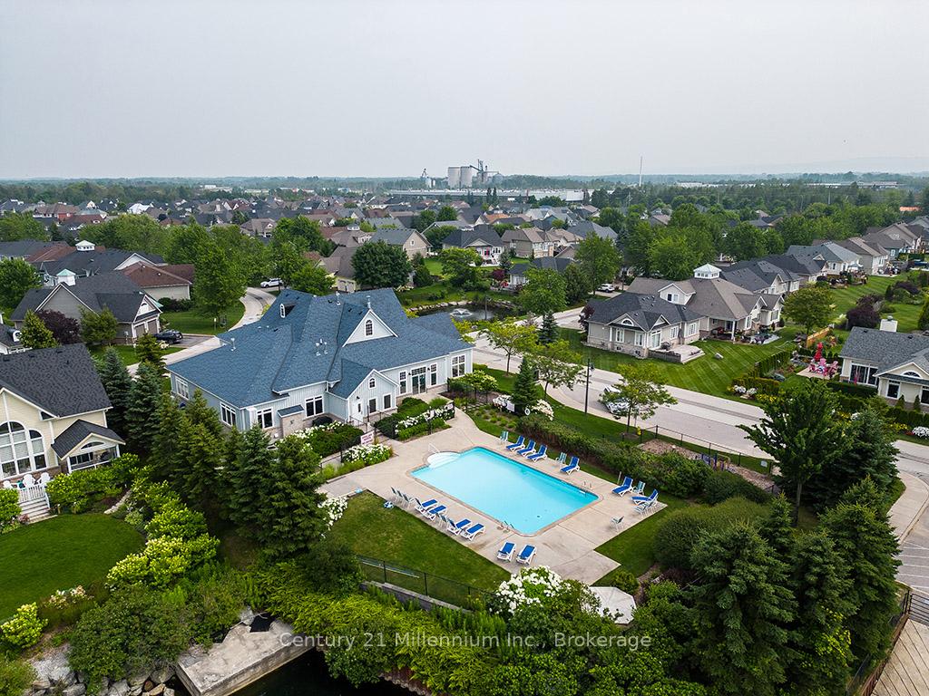Photo 45 of 20 Surfside Crescent, Collingwood — HOMEH