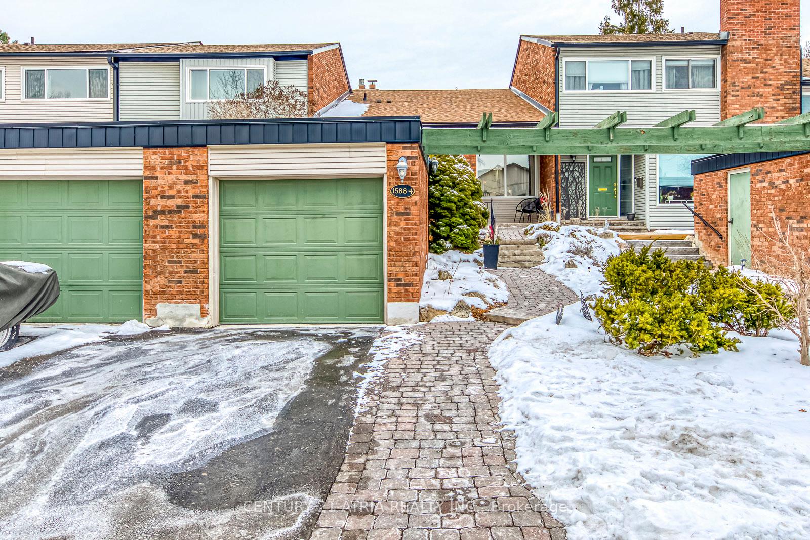 Front of Unit 4, 1588 Kerns Road