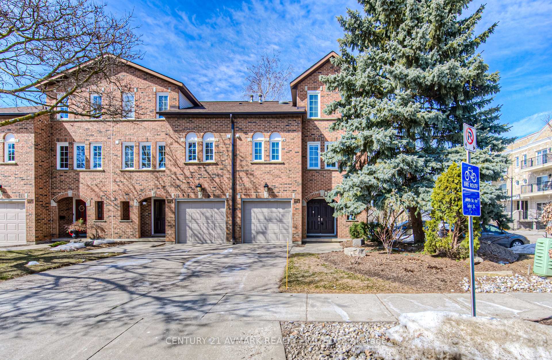 Photo 1 of Unit 4, 44 Allen Street W, Waterloo — HOMEH