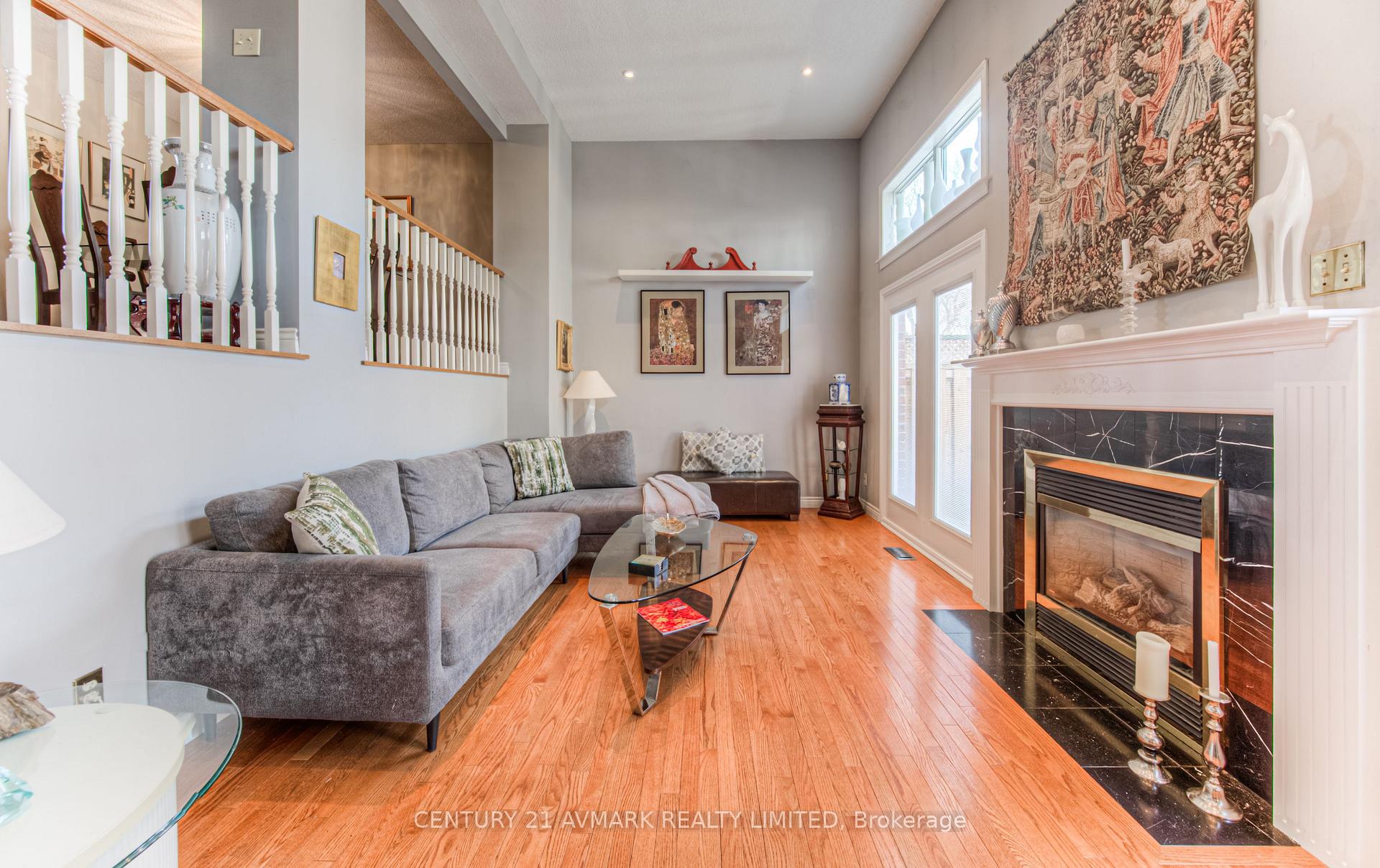 Photo 6 of Unit 4, 44 Allen Street W, Waterloo — HOMEH