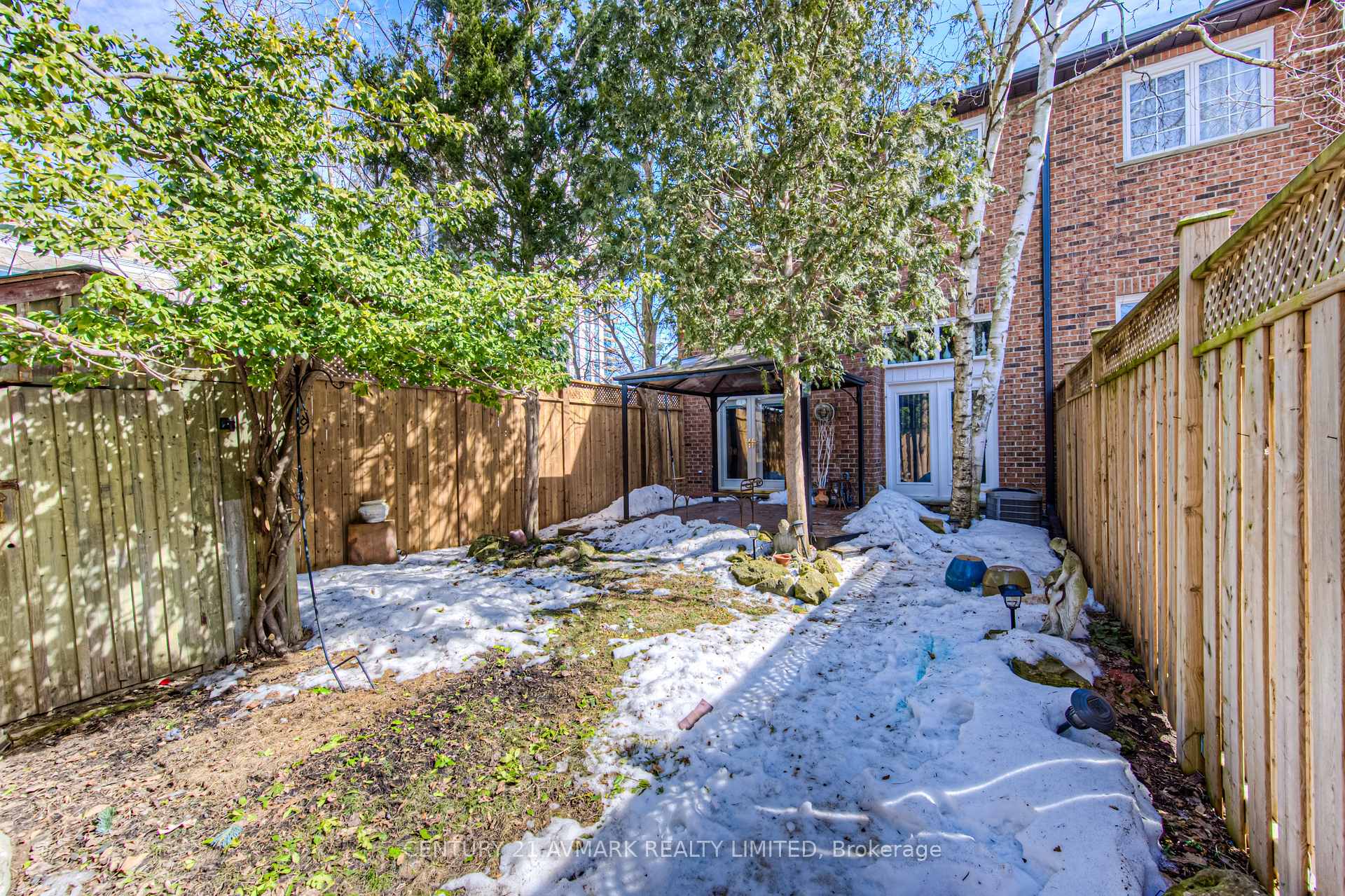 Photo 32 of Unit 4, 44 Allen Street W, Waterloo — HOMEH