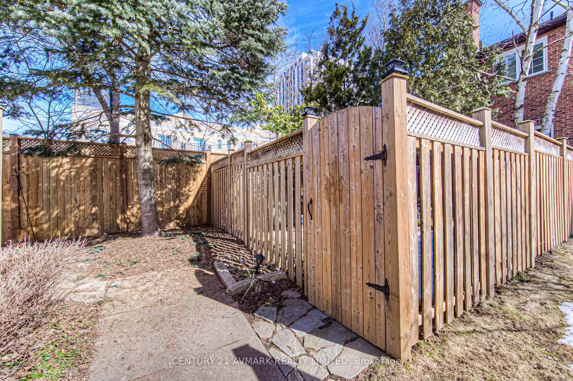 Photo 38 of Unit 4, 44 Allen Street W, Waterloo — HOMEH