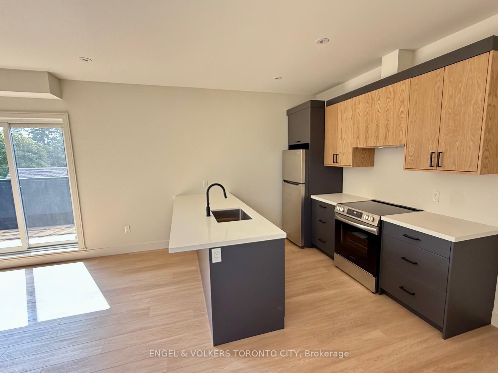 Photo 6 of 32 Oak Street, Collingwood — HOMEH