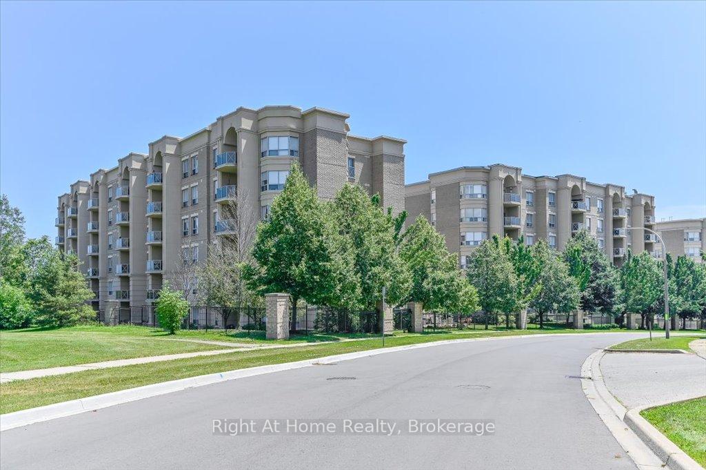 Photo 1 of Unit 109, 2075 Amherst Heights Drive, Burlington, Brant Hills — HOMEH