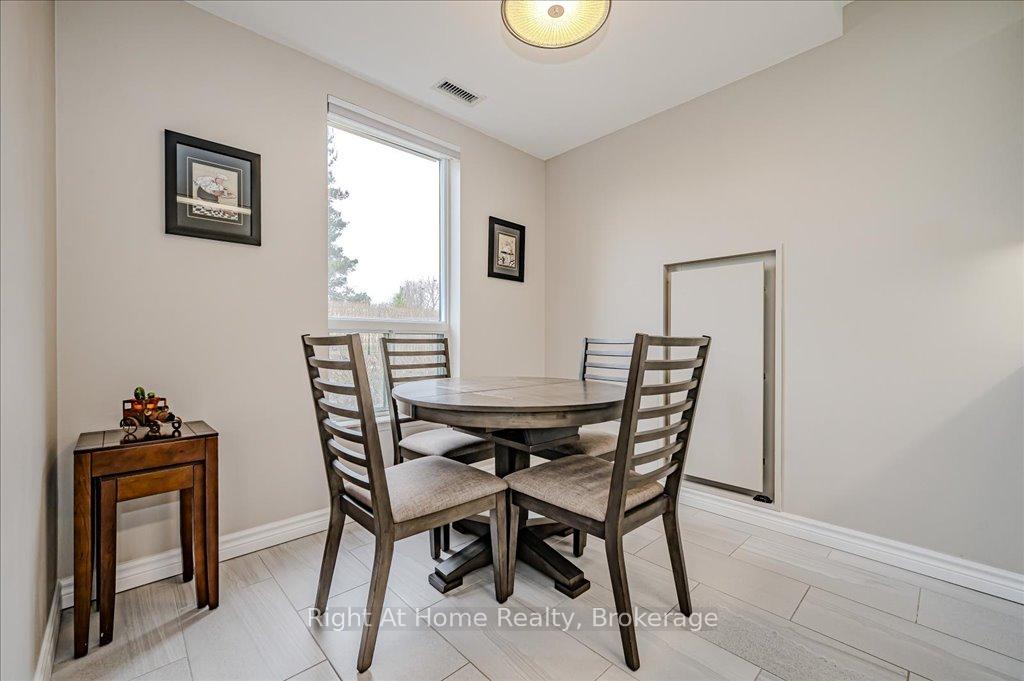 Photo 15 of Unit 109, 2075 Amherst Heights Drive, Burlington, Brant Hills — HOMEH