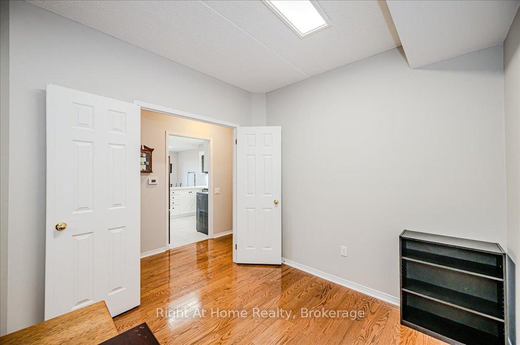 Photo 30 of Unit 109, 2075 Amherst Heights Drive, Burlington, Brant Hills — HOMEH