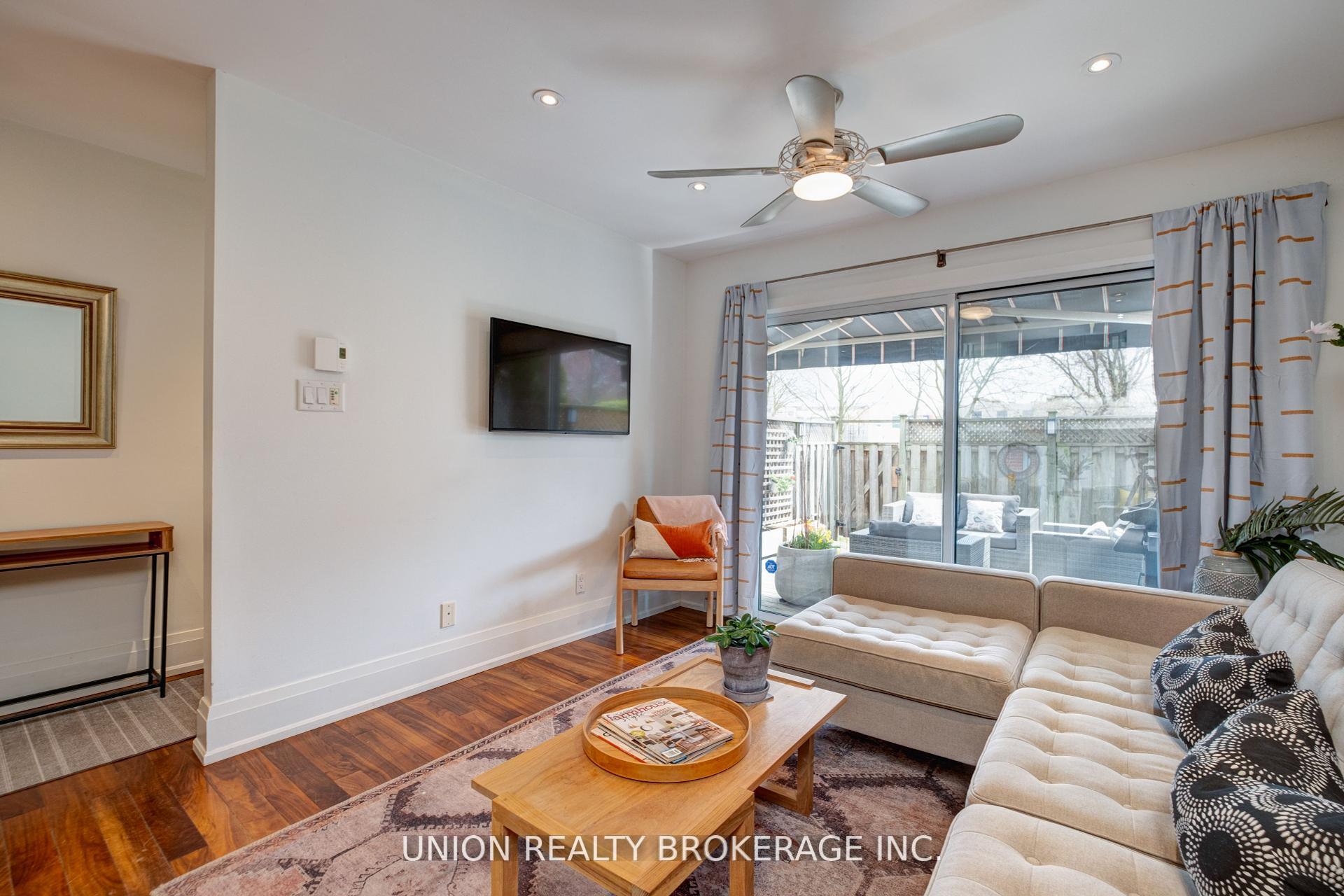 Photo 3 of Unit 4, 50 Battenberg Avenue, Toronto, Woodbine Corridor — HOMEH