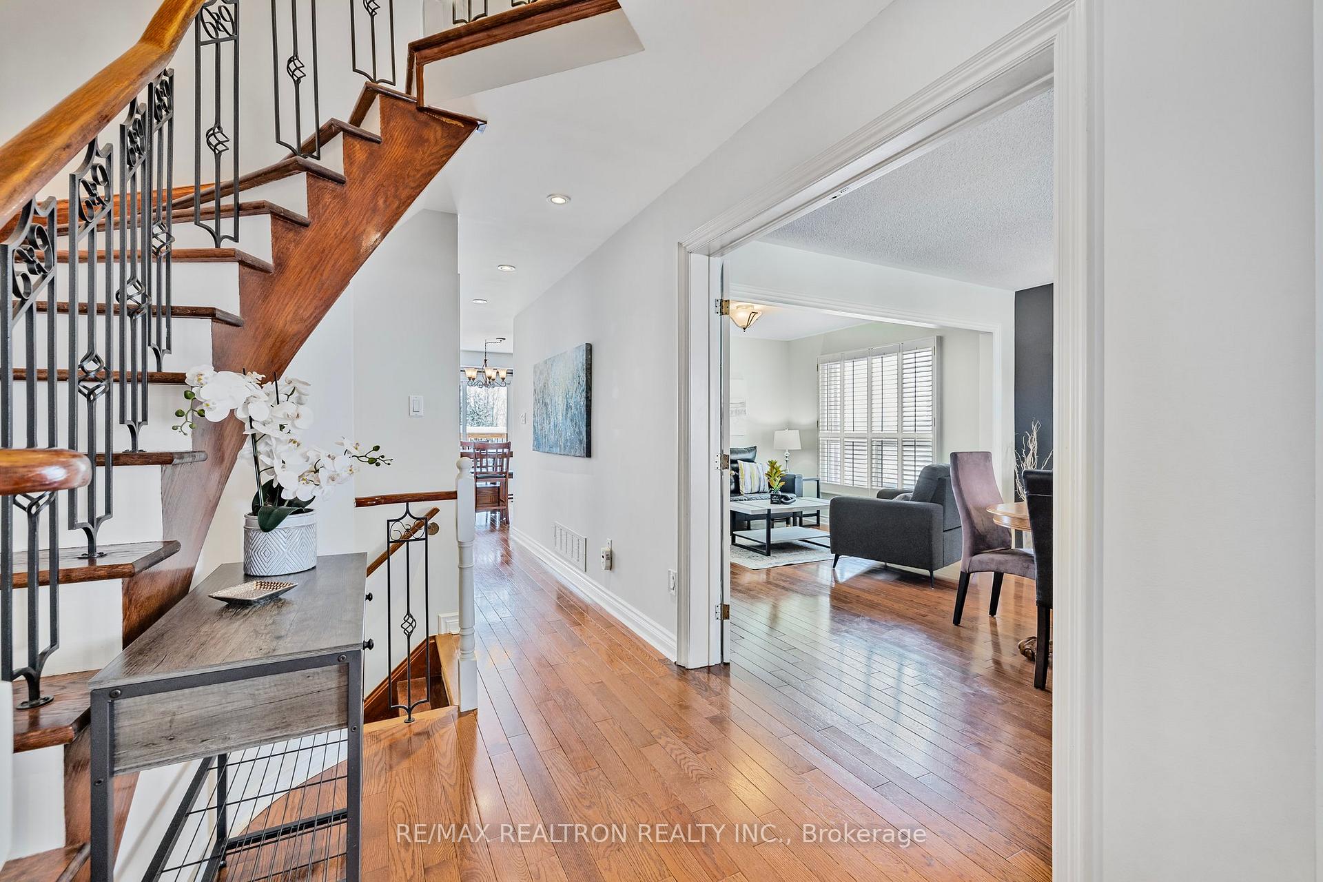 Photo 3 of 56 Beechbrooke Way, Aurora, Aurora Highlands — HOMEH