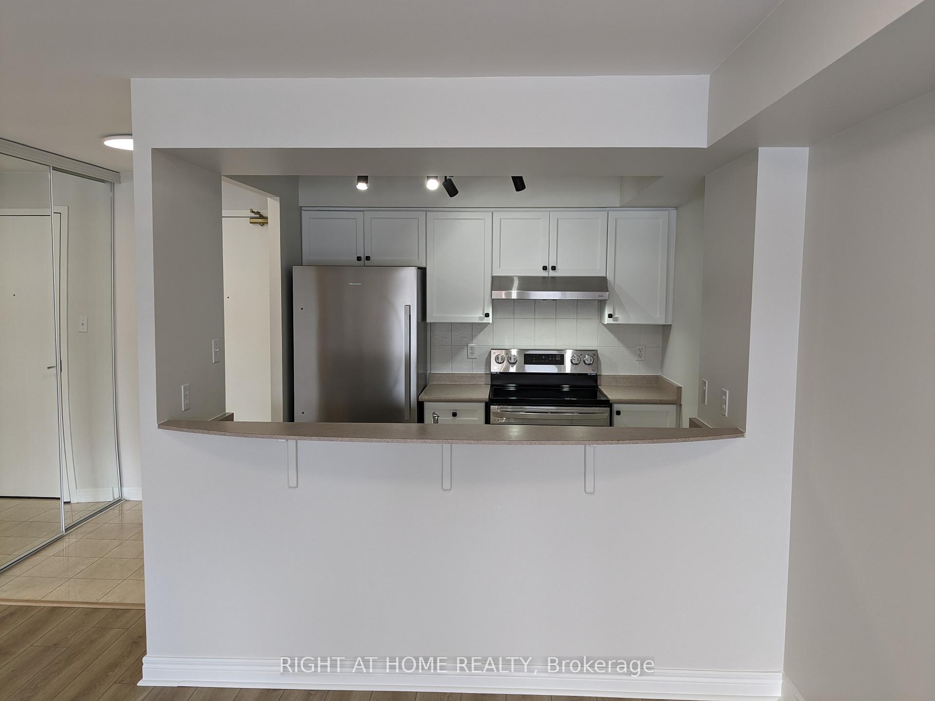 Photo 9 of Unit #206, 399 South Park Road, Markham, Commerce Valley — HOMEH