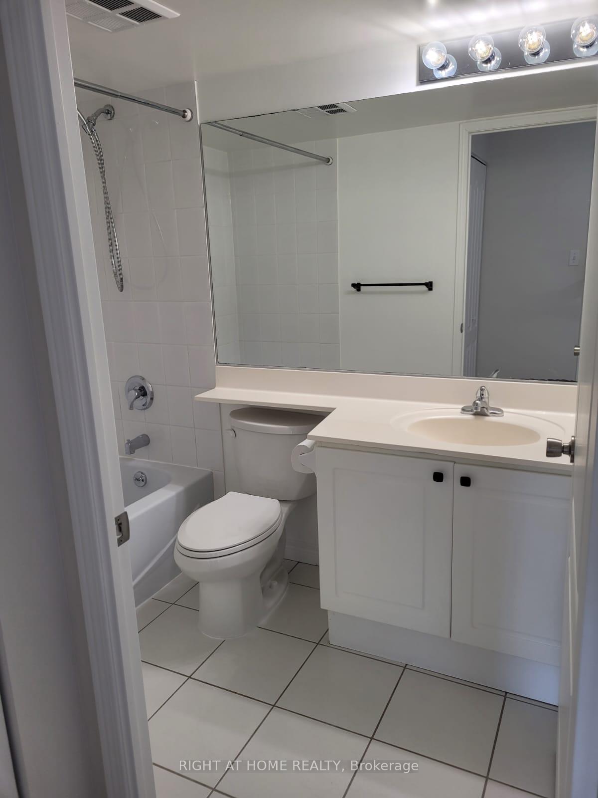Photo 19 of Unit #206, 399 South Park Road, Markham, Commerce Valley — HOMEH