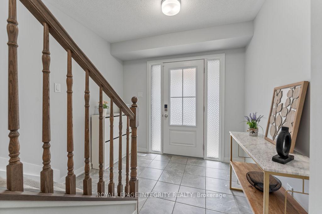 Photo 7 of 911 Nova Private, Ottawa, Barrhaven - Half Moon Bay — HOMEH