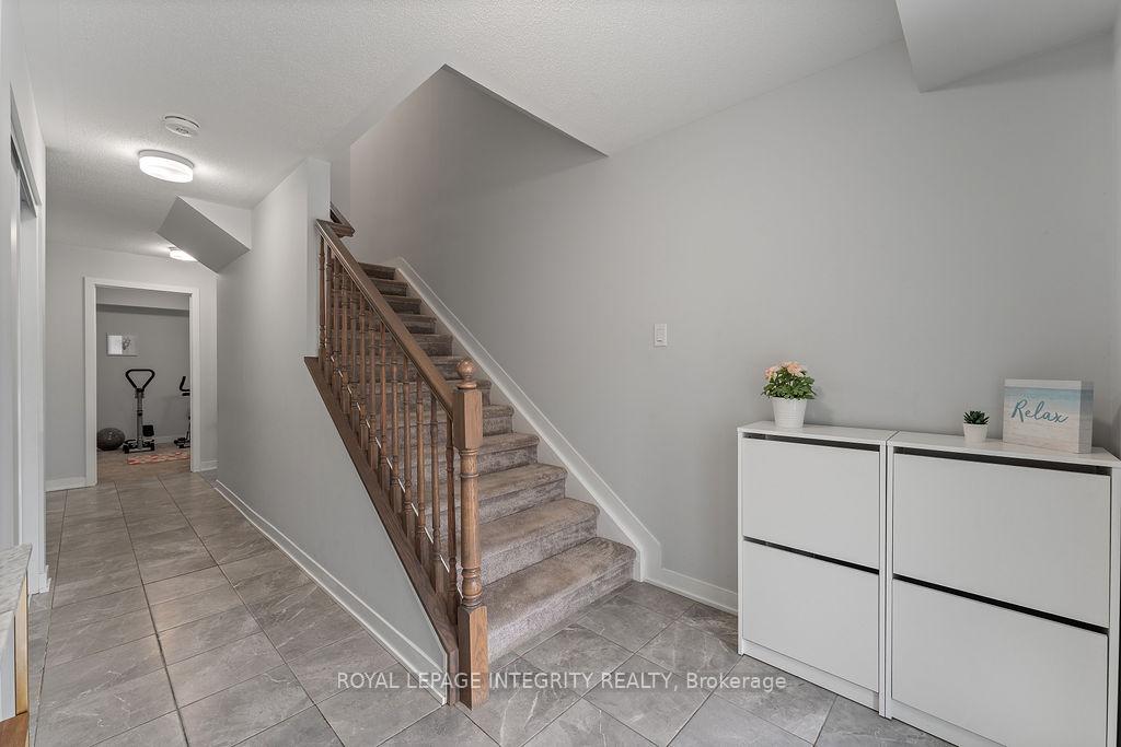Photo 8 of 911 Nova Private, Ottawa, Barrhaven - Half Moon Bay — HOMEH