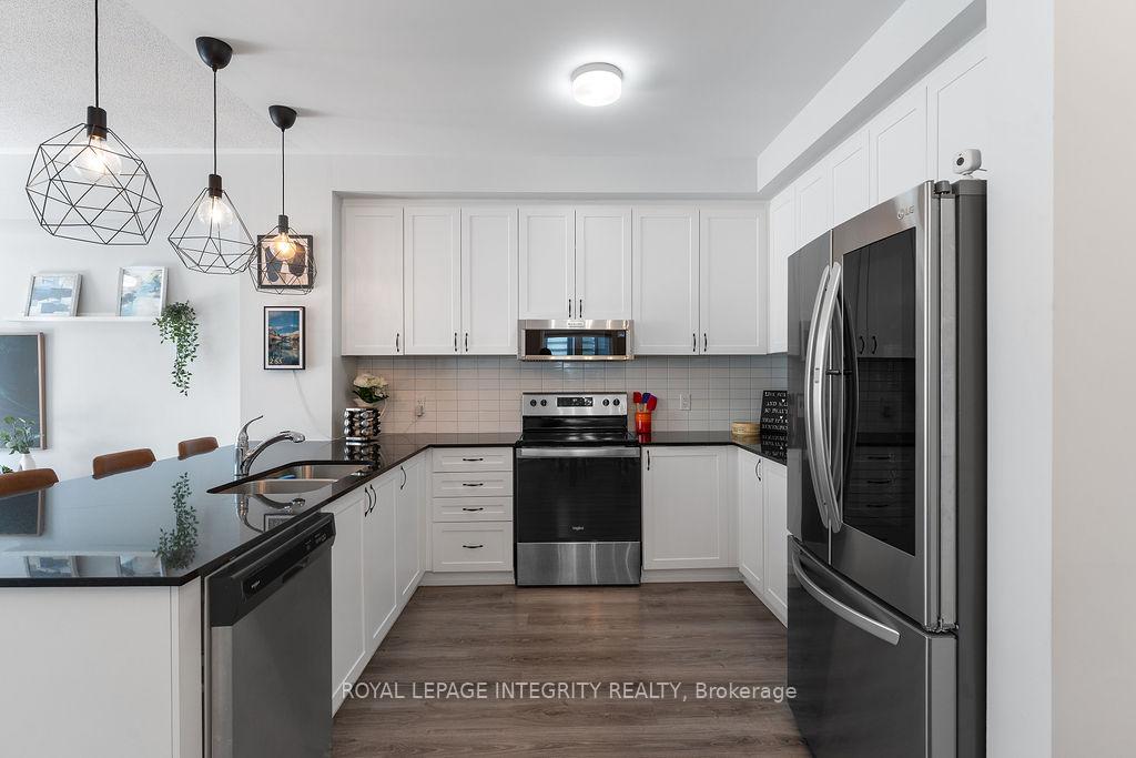 Photo 16 of 911 Nova Private, Ottawa, Barrhaven - Half Moon Bay — HOMEH