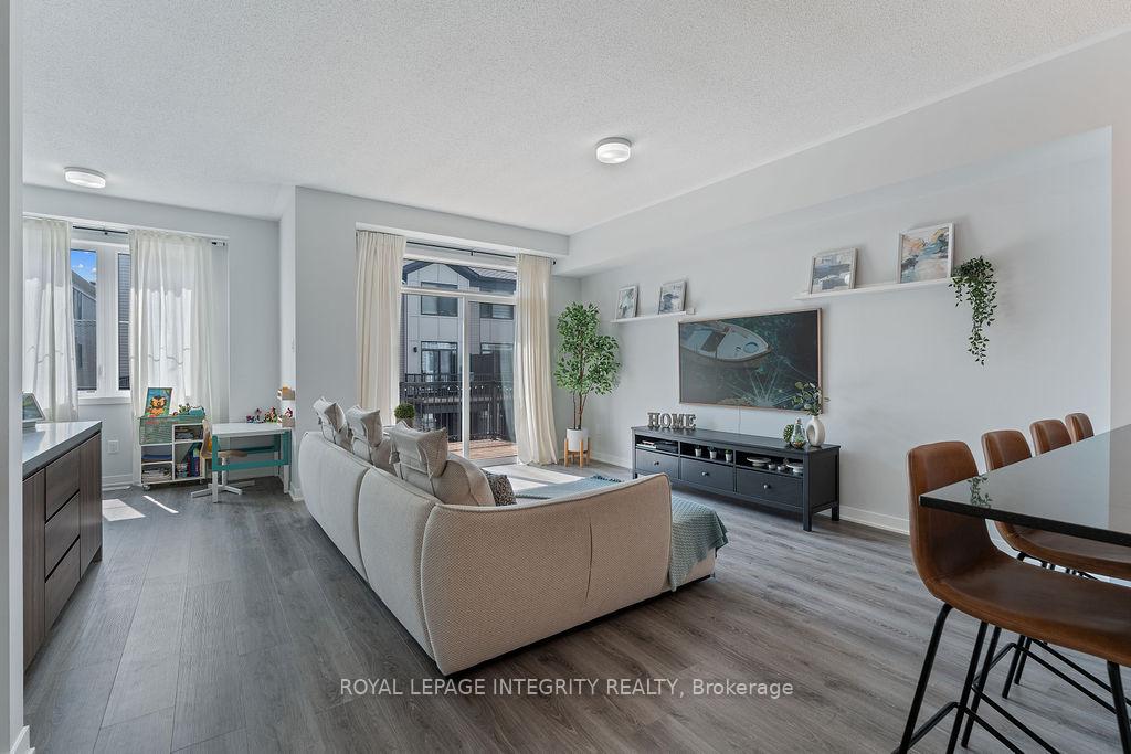 Photo 24 of 911 Nova Private, Ottawa, Barrhaven - Half Moon Bay — HOMEH