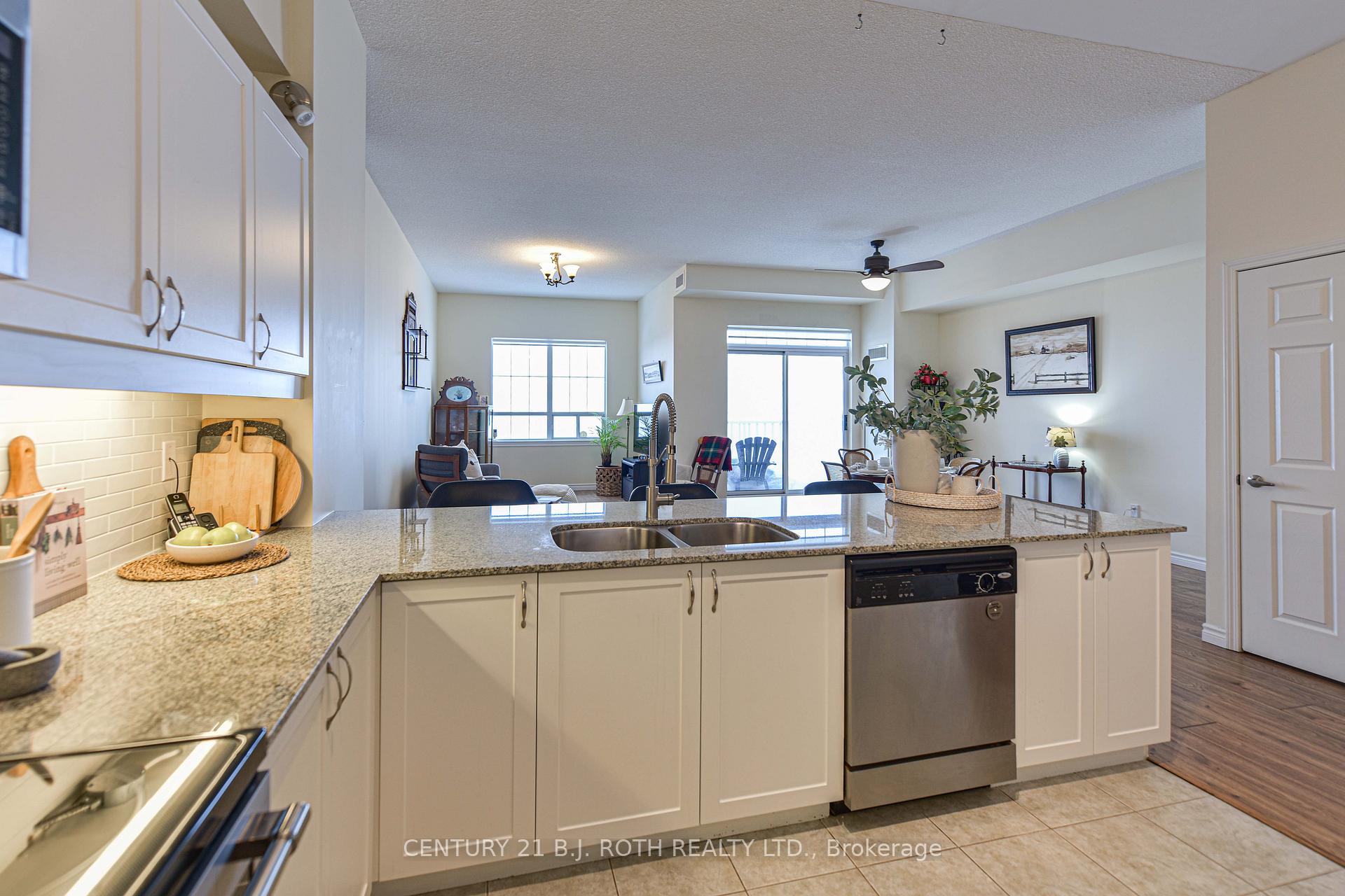 Photo 7 of Unit 804, 354 Atherley Road, Orillia — HOMEH