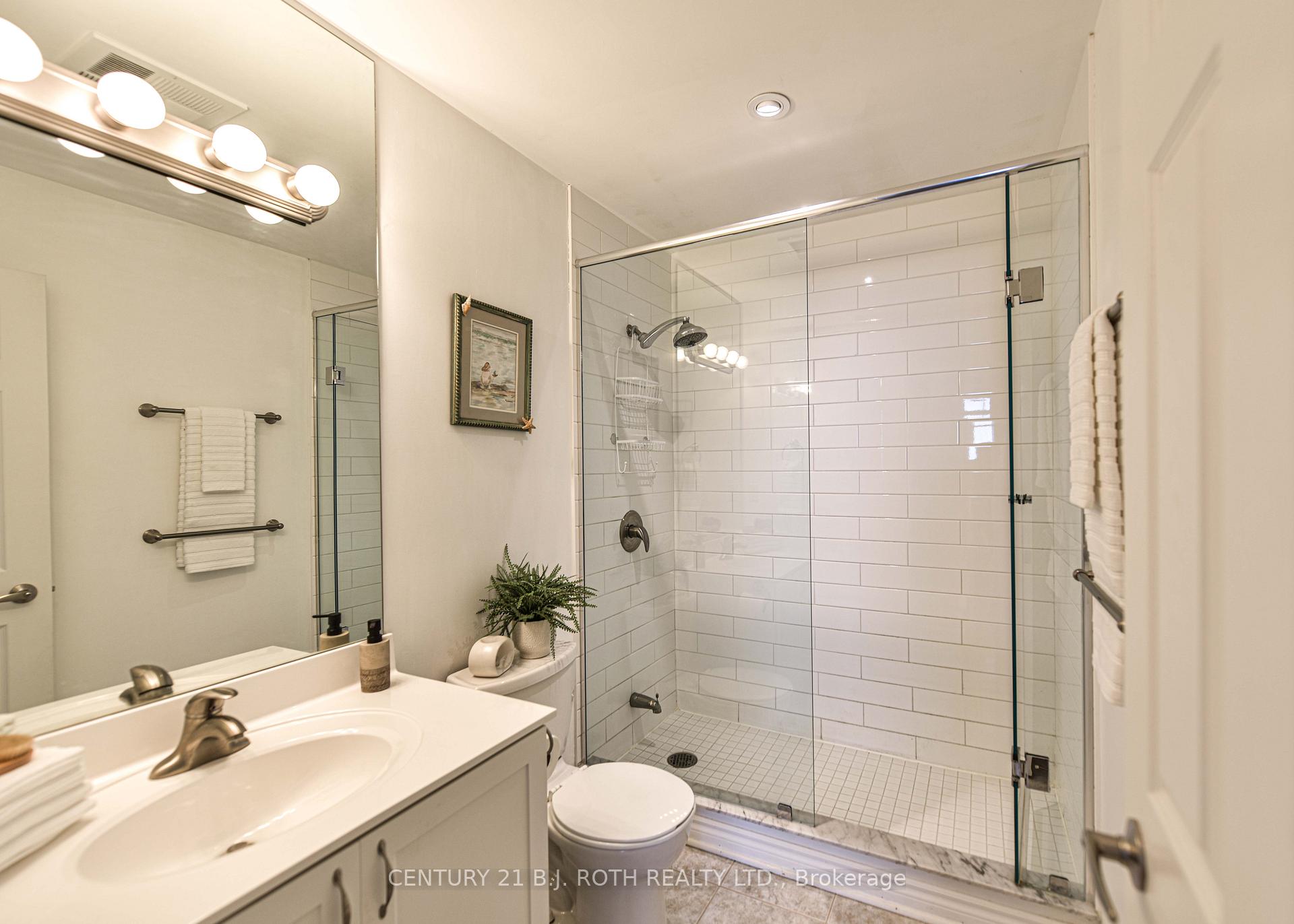 Photo 21 of Unit 804, 354 Atherley Road, Orillia — HOMEH