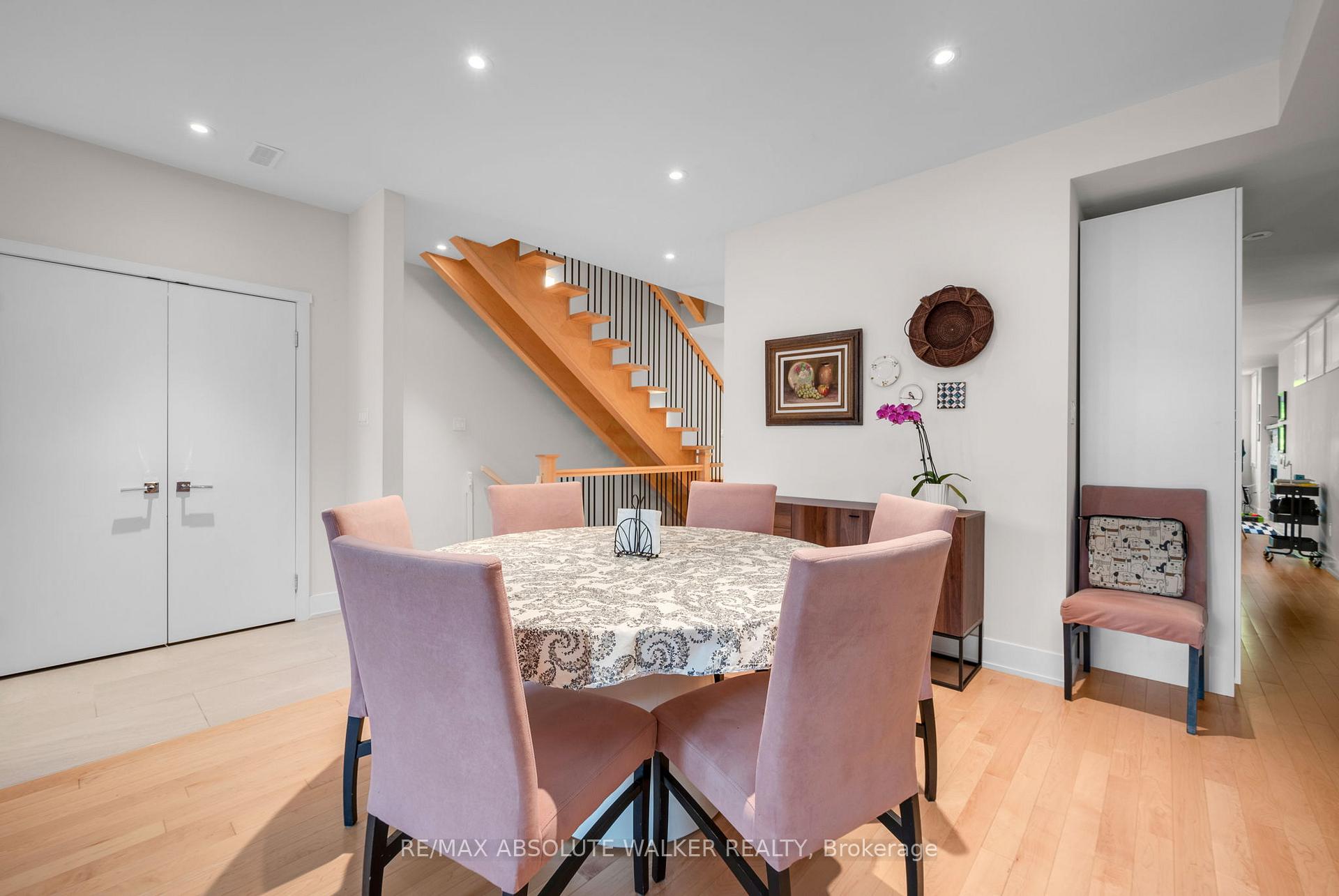 Photo 7 of 285 Kirchoffer Avenue, Ottawa, Westboro West — HOMEH