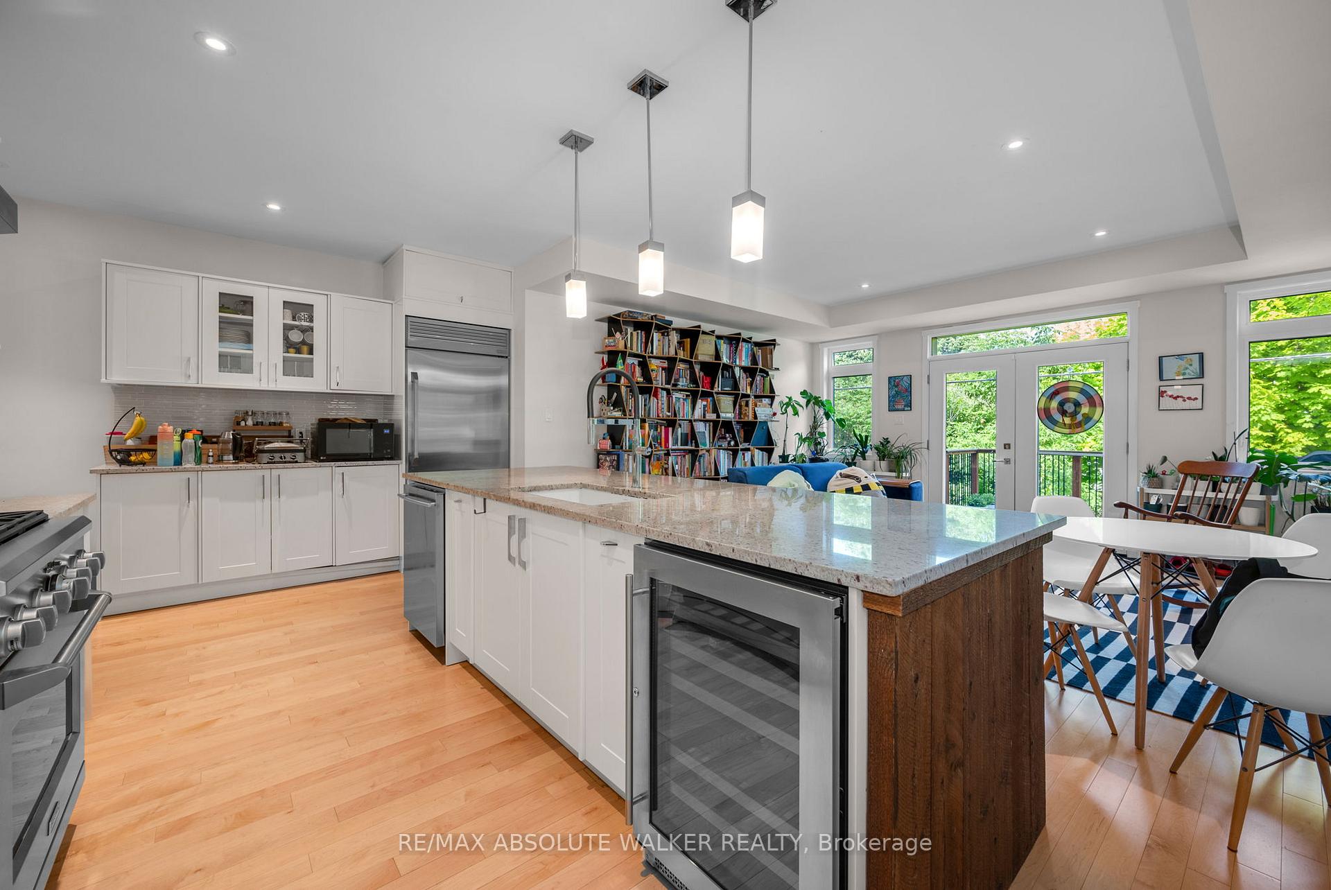 Photo 11 of 285 Kirchoffer Avenue, Ottawa, Westboro West — HOMEH