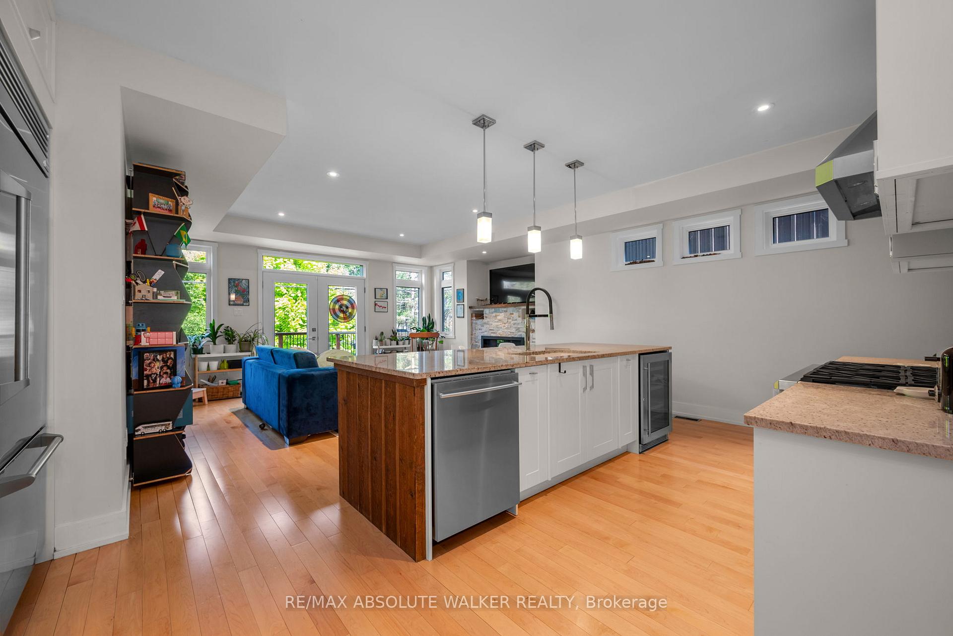 Photo 12 of 285 Kirchoffer Avenue, Ottawa, Westboro West — HOMEH