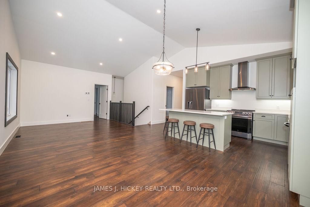 Photo 13 of 33 Hammond Court, Deep River — HOMEH