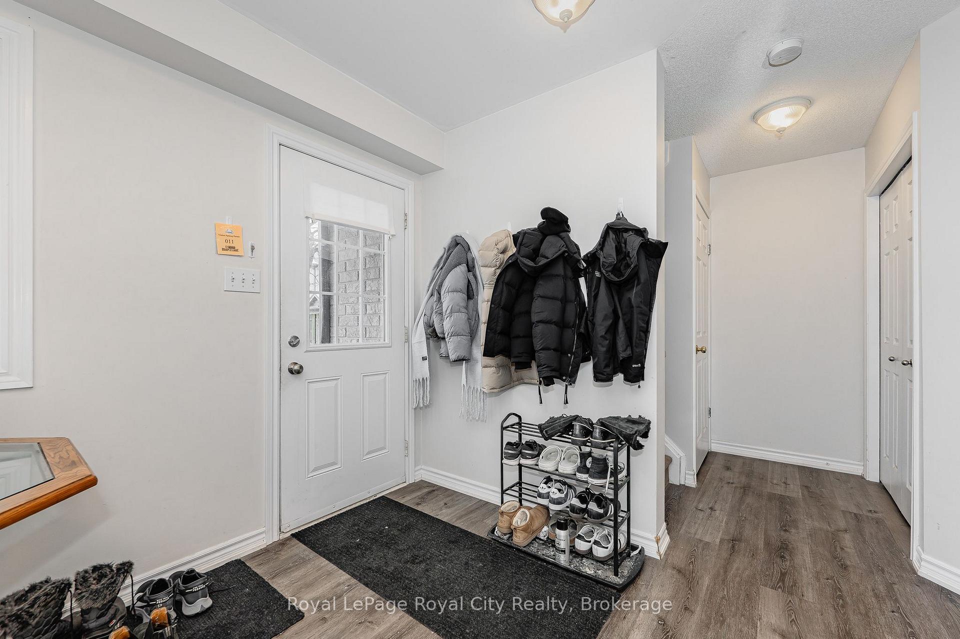 Photo 9 of Unit 17, 1417 Gordon Street, Guelph, Clairfields/Hanlon Business Park — HOMEH