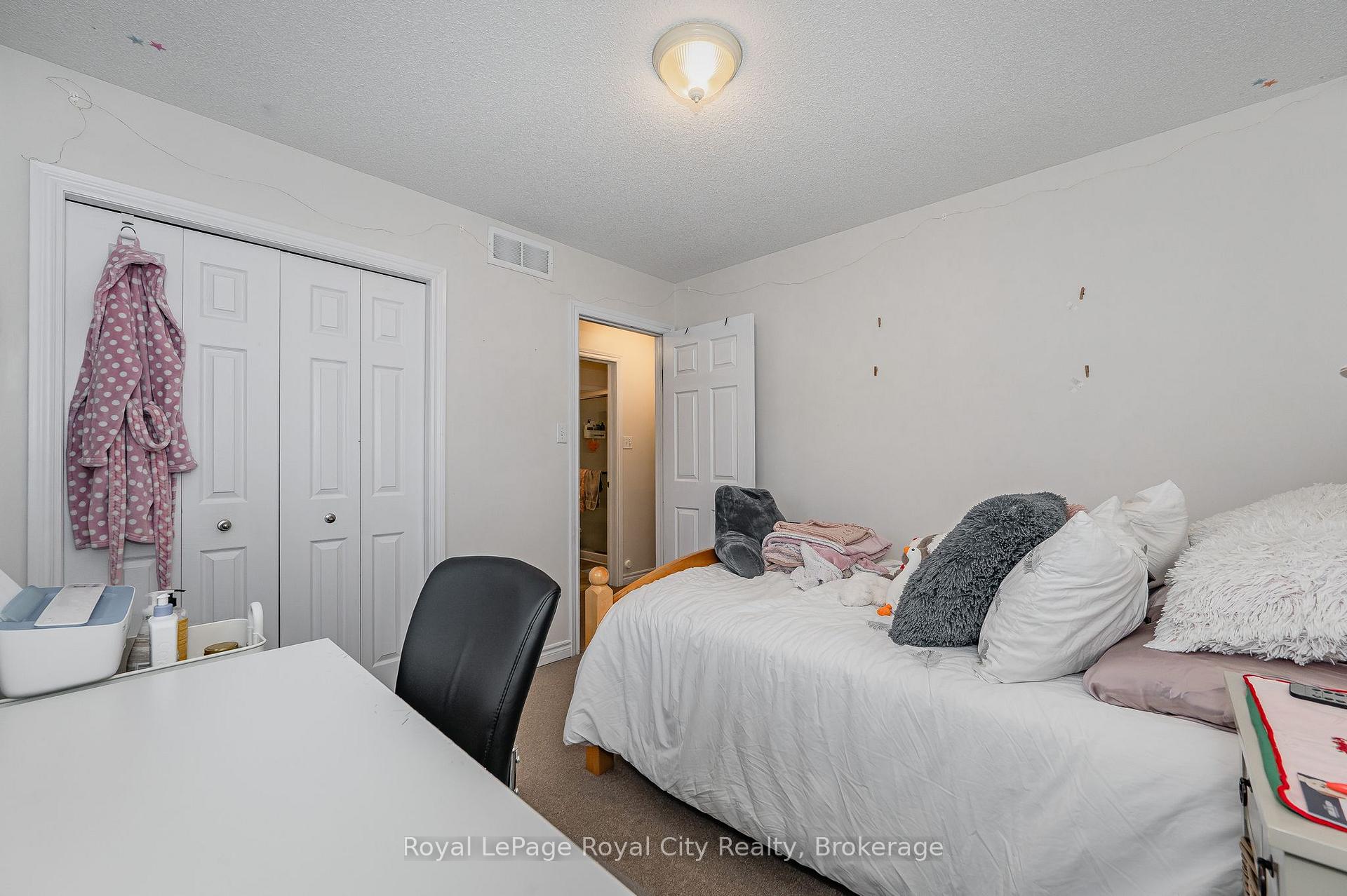 Photo 25 of Unit 17, 1417 Gordon Street, Guelph, Clairfields/Hanlon Business Park — HOMEH