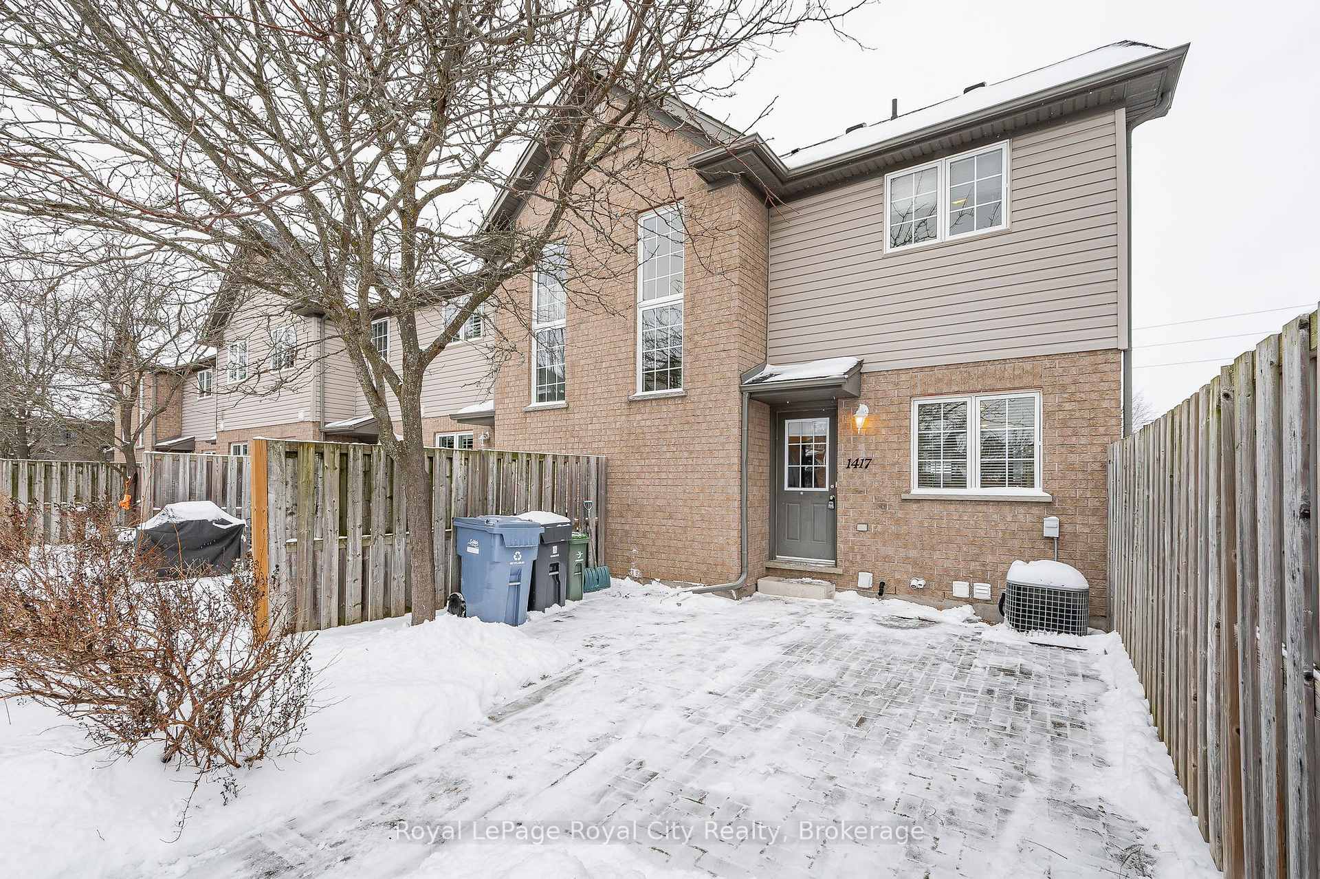 Photo 36 of Unit 17, 1417 Gordon Street, Guelph, Clairfields/Hanlon Business Park — HOMEH