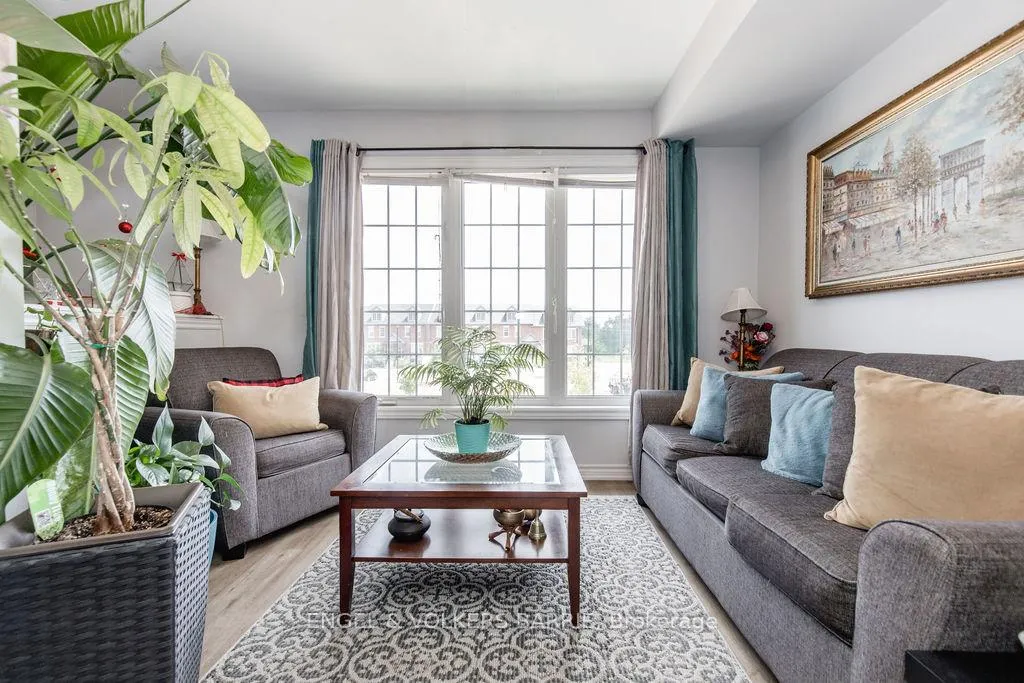 Photo 5 of Unit 6, 246 Penetanguishene Road, Barrie, Georgian Drive — HOMEH
