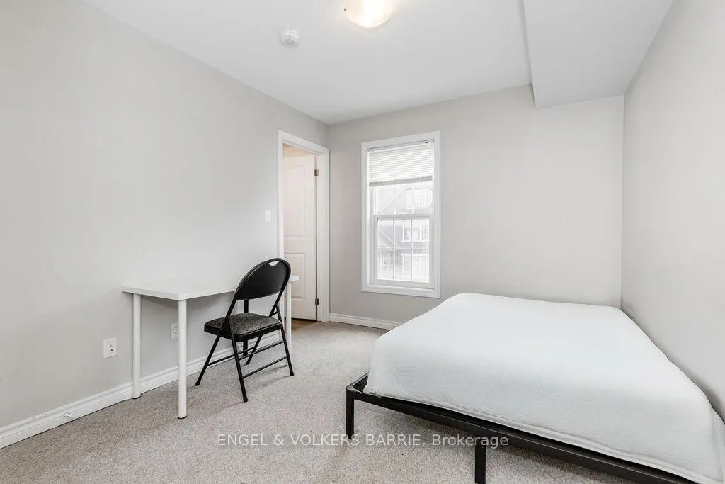 Photo 10 of Unit 6, 246 Penetanguishene Road, Barrie, Georgian Drive — HOMEH