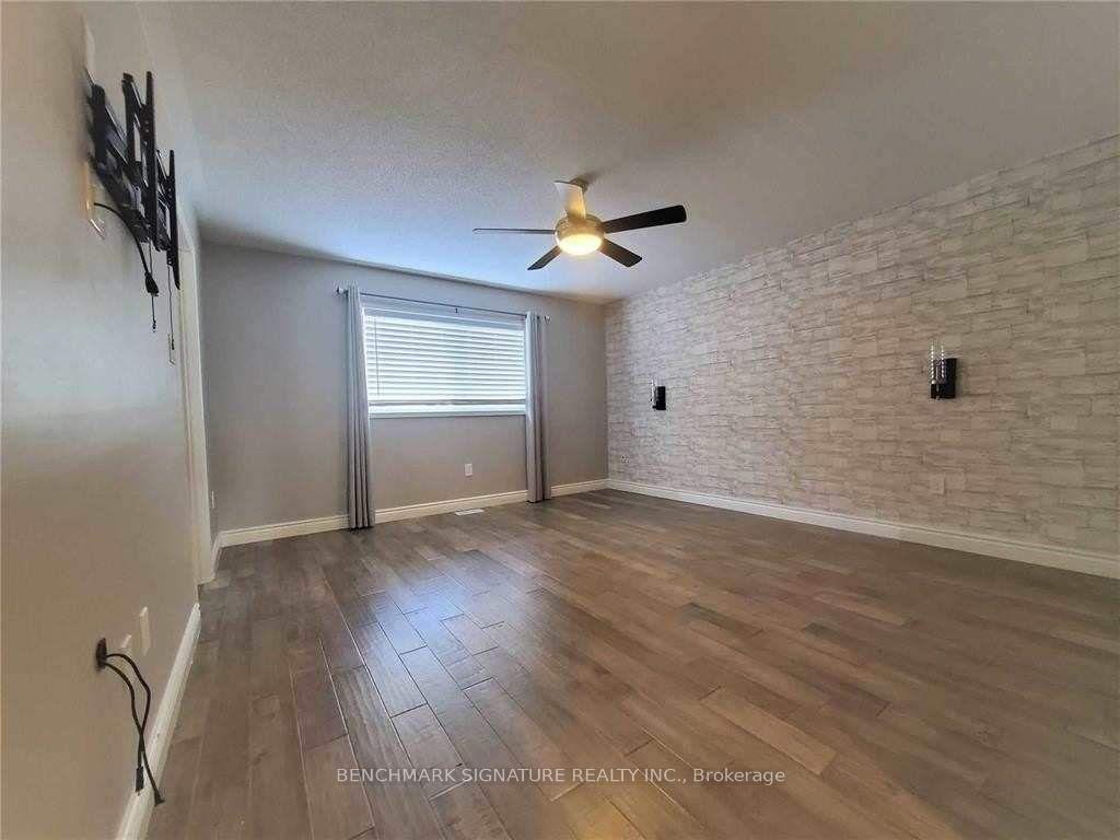 Photo 8 of 10 William Fair Drive, Clarington, Bowmanville — HOMEH