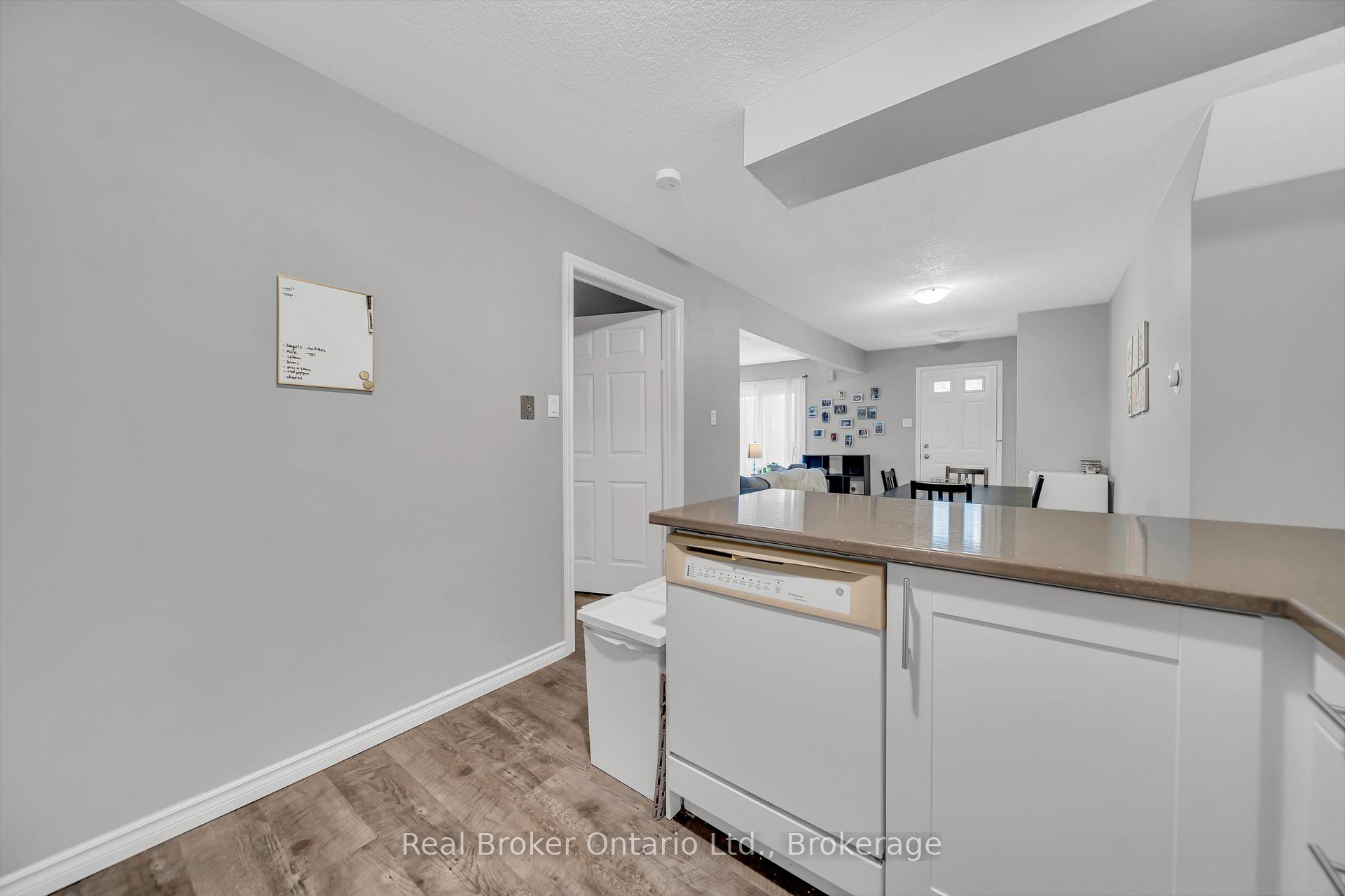 Photo 12 of Unit 121, 458 Janefield Avenue, Guelph, Dovercliffe Park/Old University — HOMEH