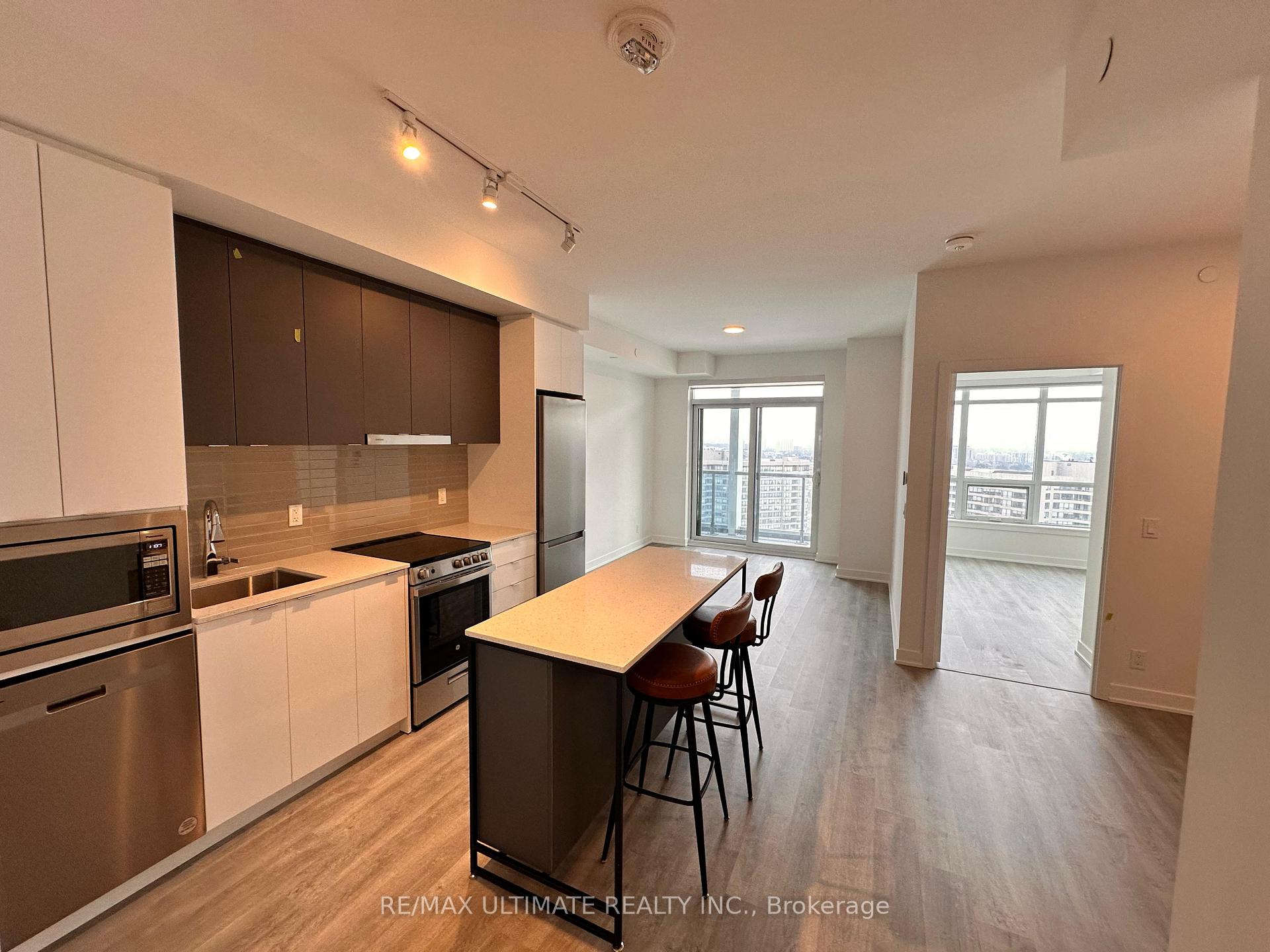 Front of Unit 1701A, 30 Upper Mall Way