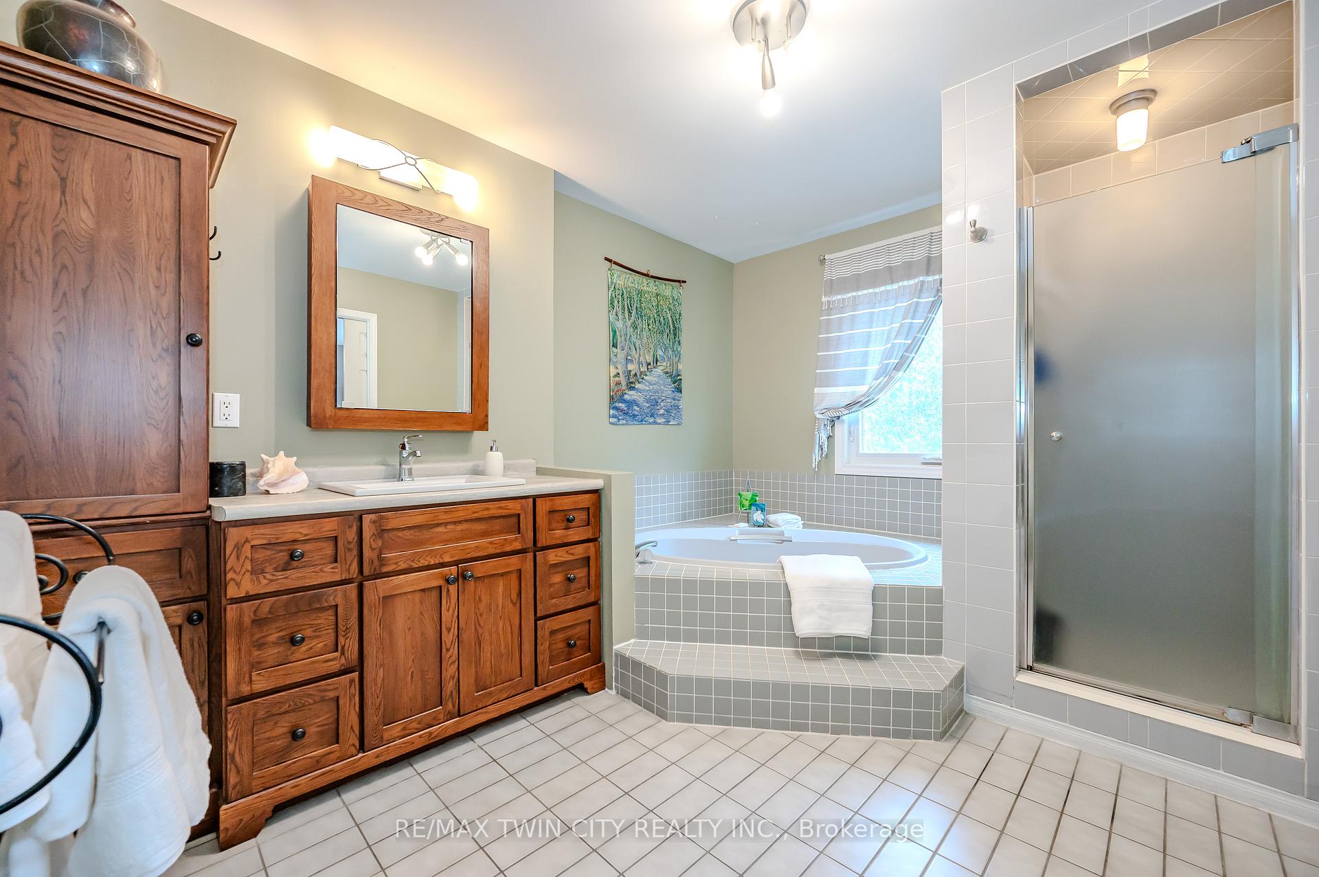 Photo 41 of Unit 13, 523 Beechwood Drive, Waterloo — HOMEH
