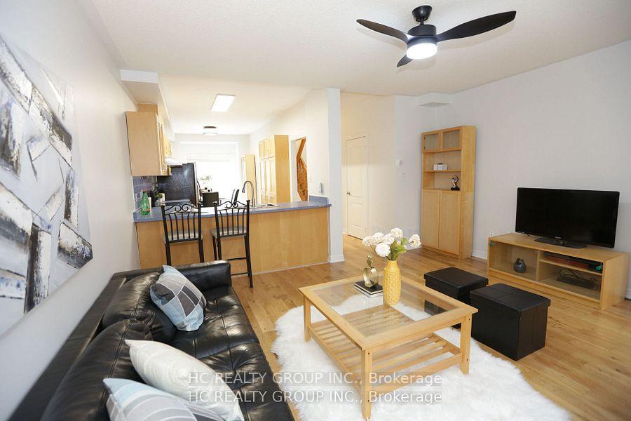 Photo 8 of 31 Melissa Way, Markham, Buttonville — HOMEH