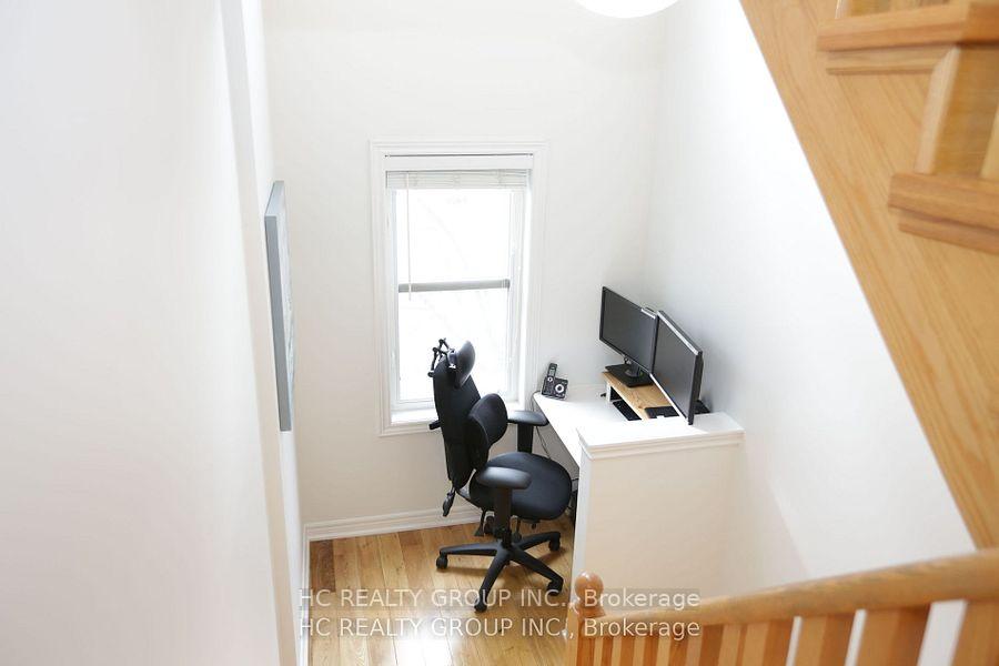 Photo 9 of 31 Melissa Way, Markham, Buttonville — HOMEH