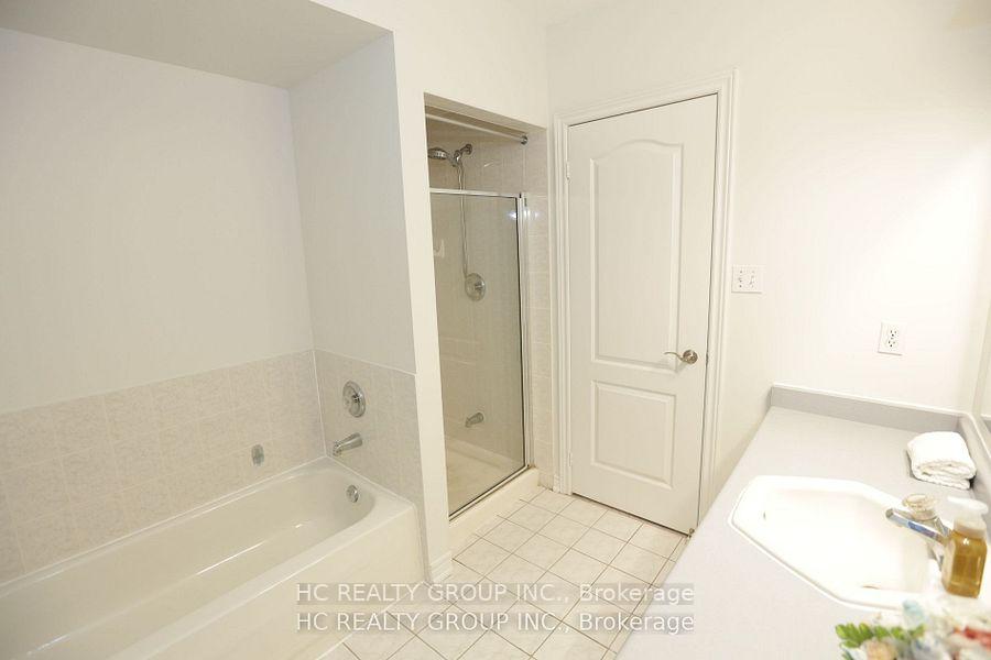Photo 13 of 31 Melissa Way, Markham, Buttonville — HOMEH
