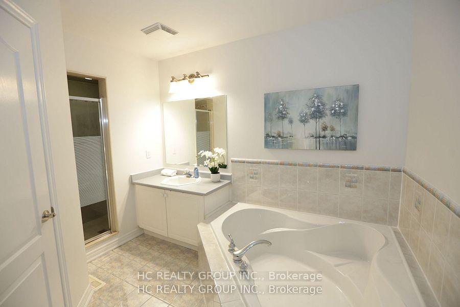 Photo 16 of 31 Melissa Way, Markham, Buttonville — HOMEH
