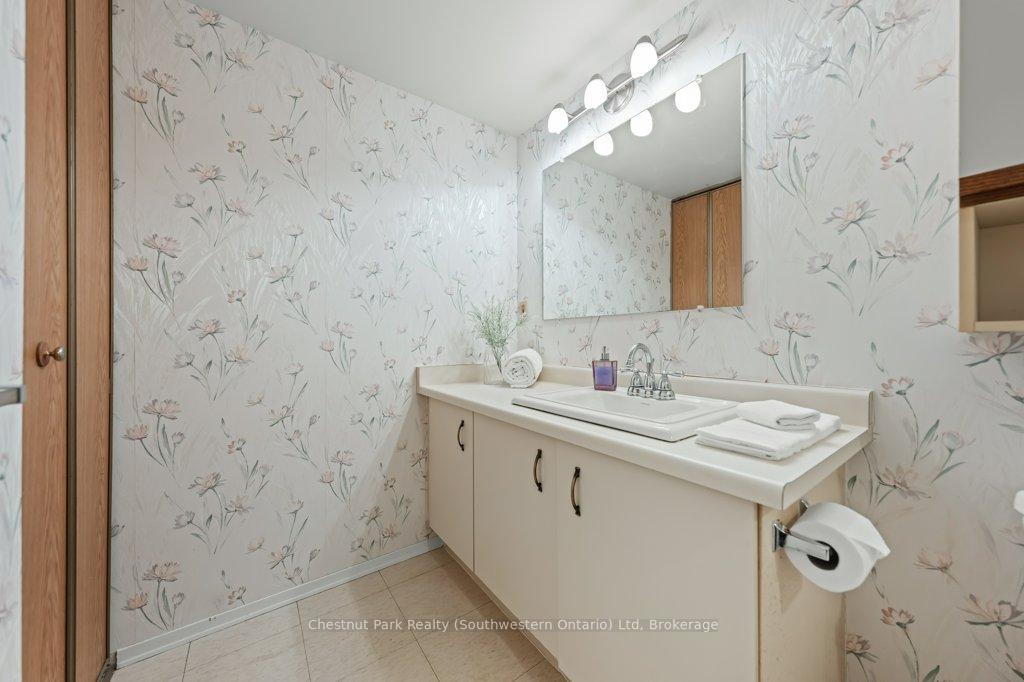Photo 40 of Unit 407, 358 Waterloo Avenue, Guelph, Junction/Onward Willow — HOMEH