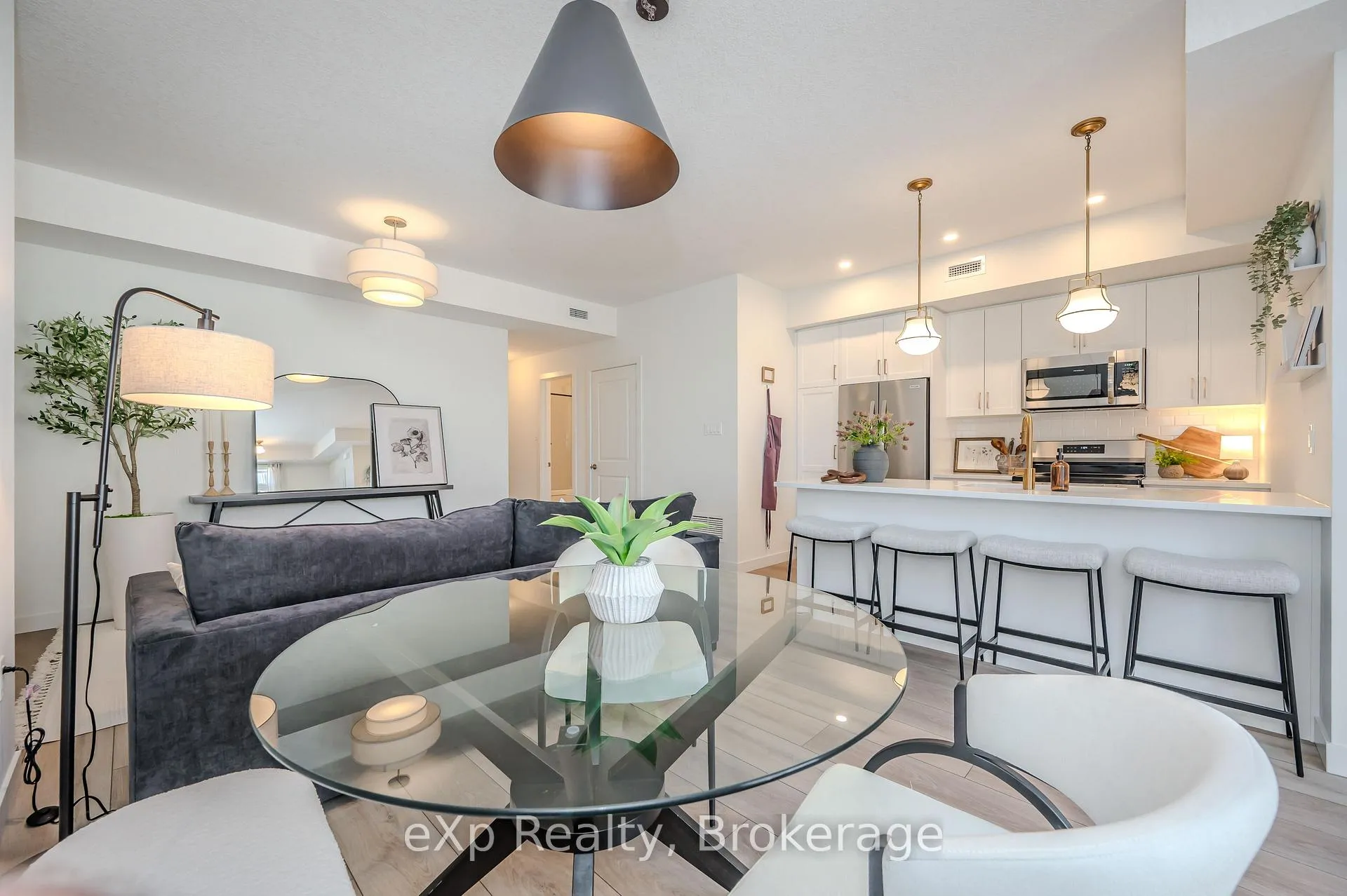 Photo 2 of Unit 105, 824 Woolwich Street, Guelph, Riverside Park — HOMEH