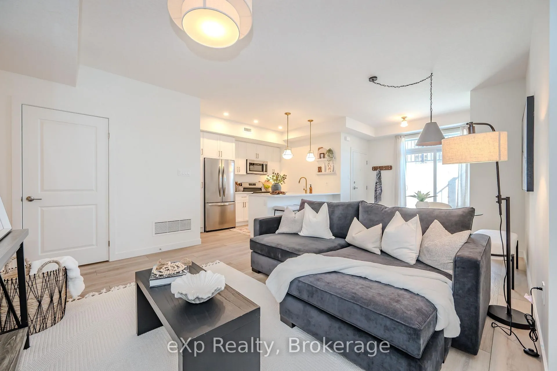 Photo 5 of Unit 105, 824 Woolwich Street, Guelph, Riverside Park — HOMEH