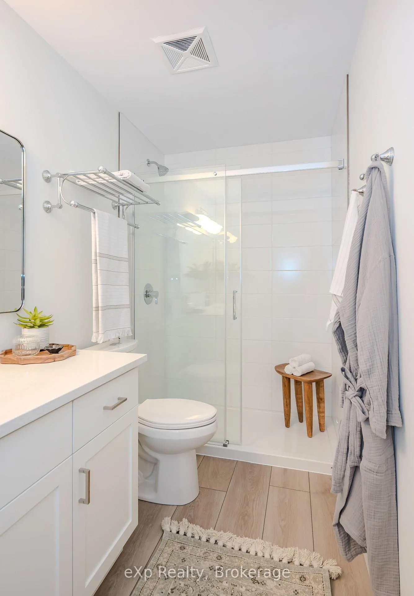 Photo 7 of Unit 105, 824 Woolwich Street, Guelph, Riverside Park — HOMEH