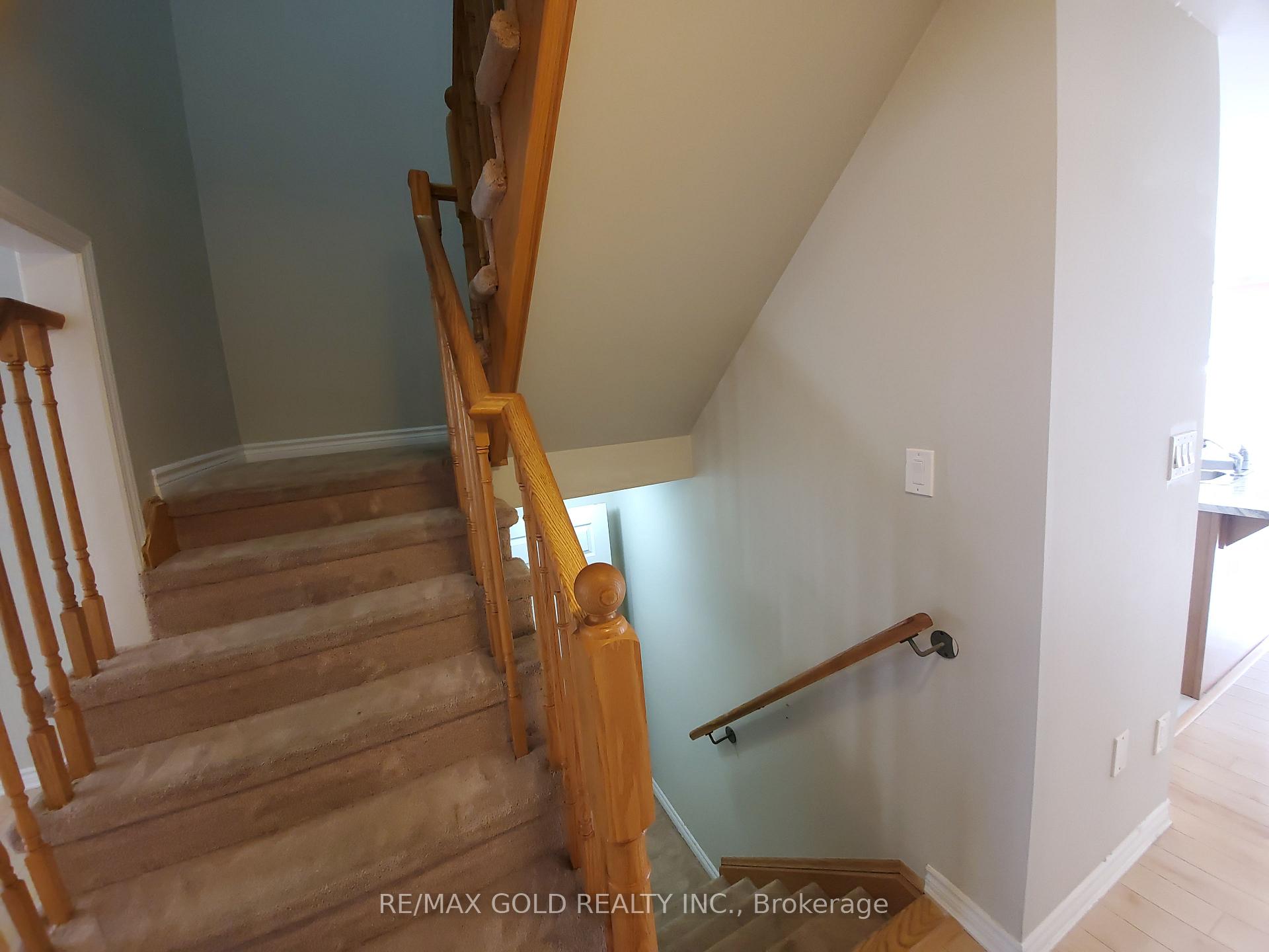 Photo 5 of 47 lothbury Drive, Brampton, Northwest Brampton — HOMEH