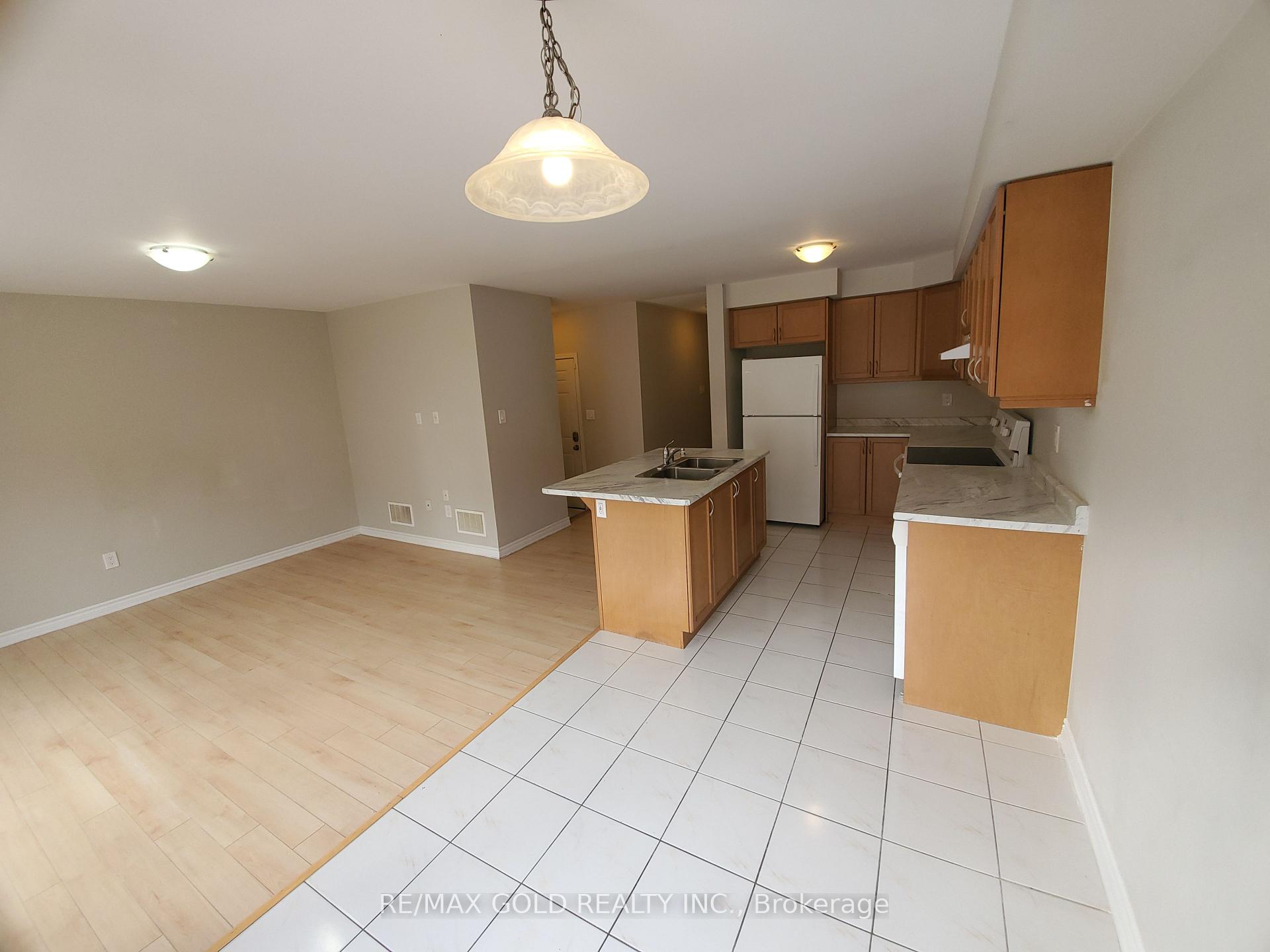 Photo 8 of 47 lothbury Drive, Brampton, Northwest Brampton — HOMEH