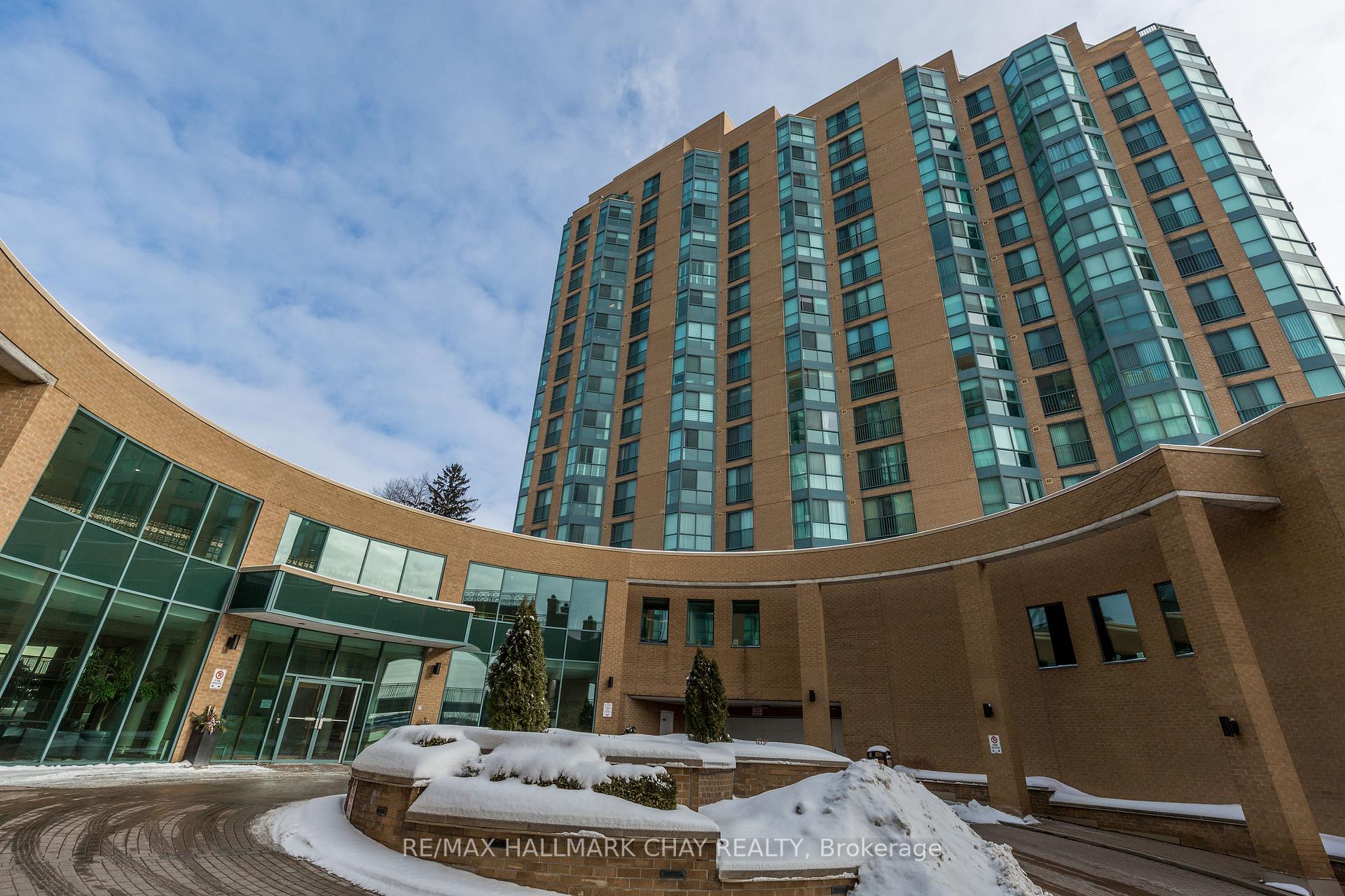 Photo 3 of Unit 1003, 150 Dunlop Street E, Barrie, City Centre — HOMEH
